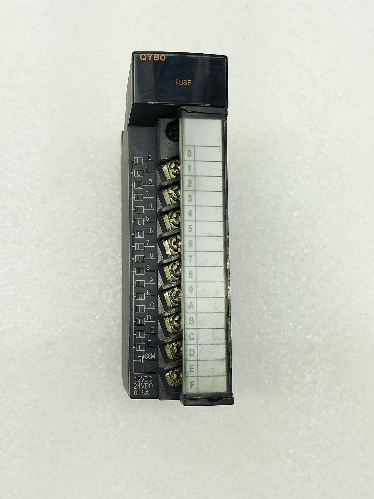 Mitsubishi QY80 Output Module 12/24VDC 0.5A