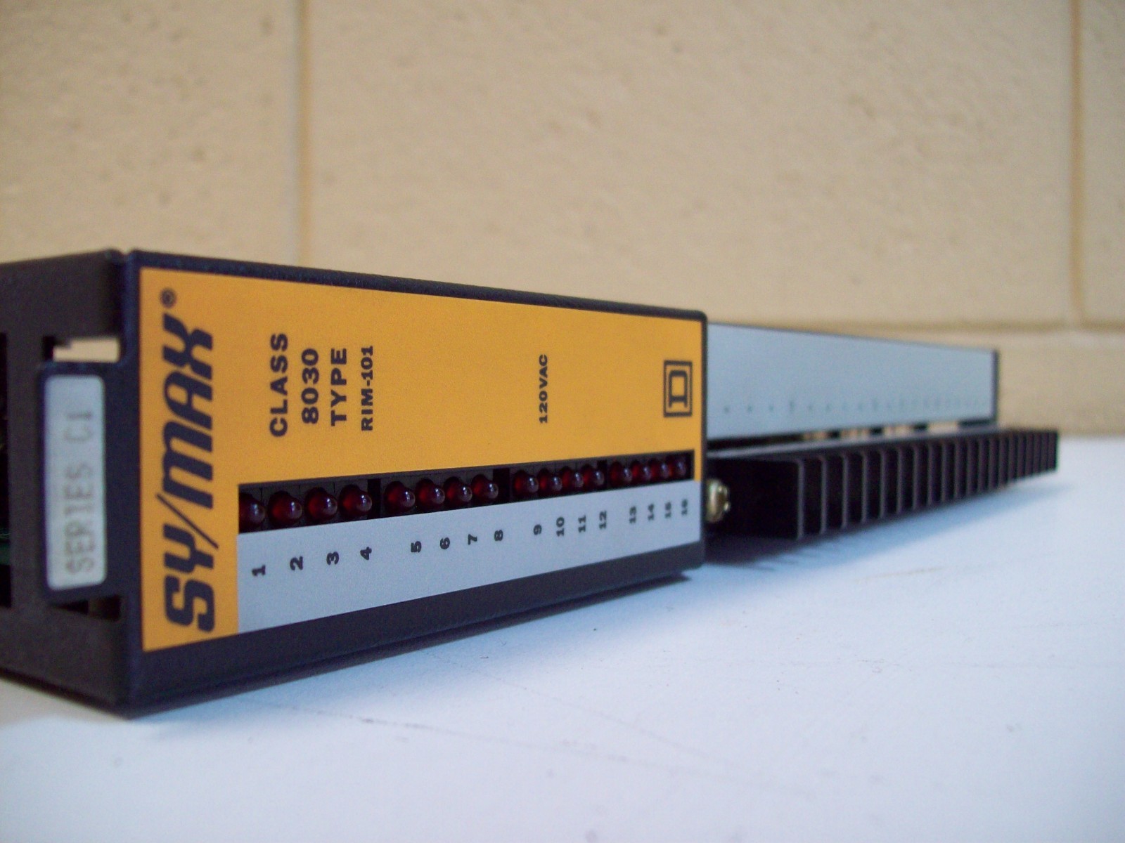 SQUARE D 8030 RIM101 SER.C1 SY/MAX INPUT MODULE 30619-507-50 – USED – FREE SHIP