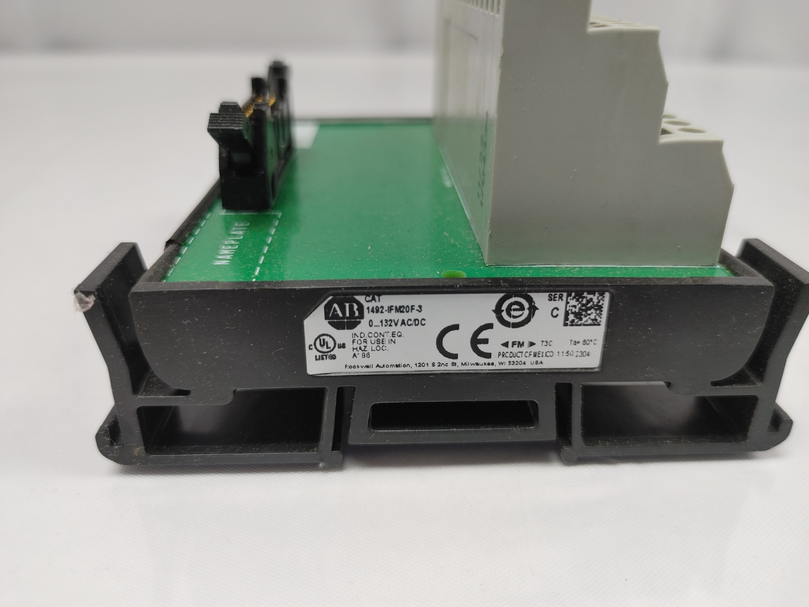 Allen Bradley 1492-IFM20F-3 Digital Input Breakout Module