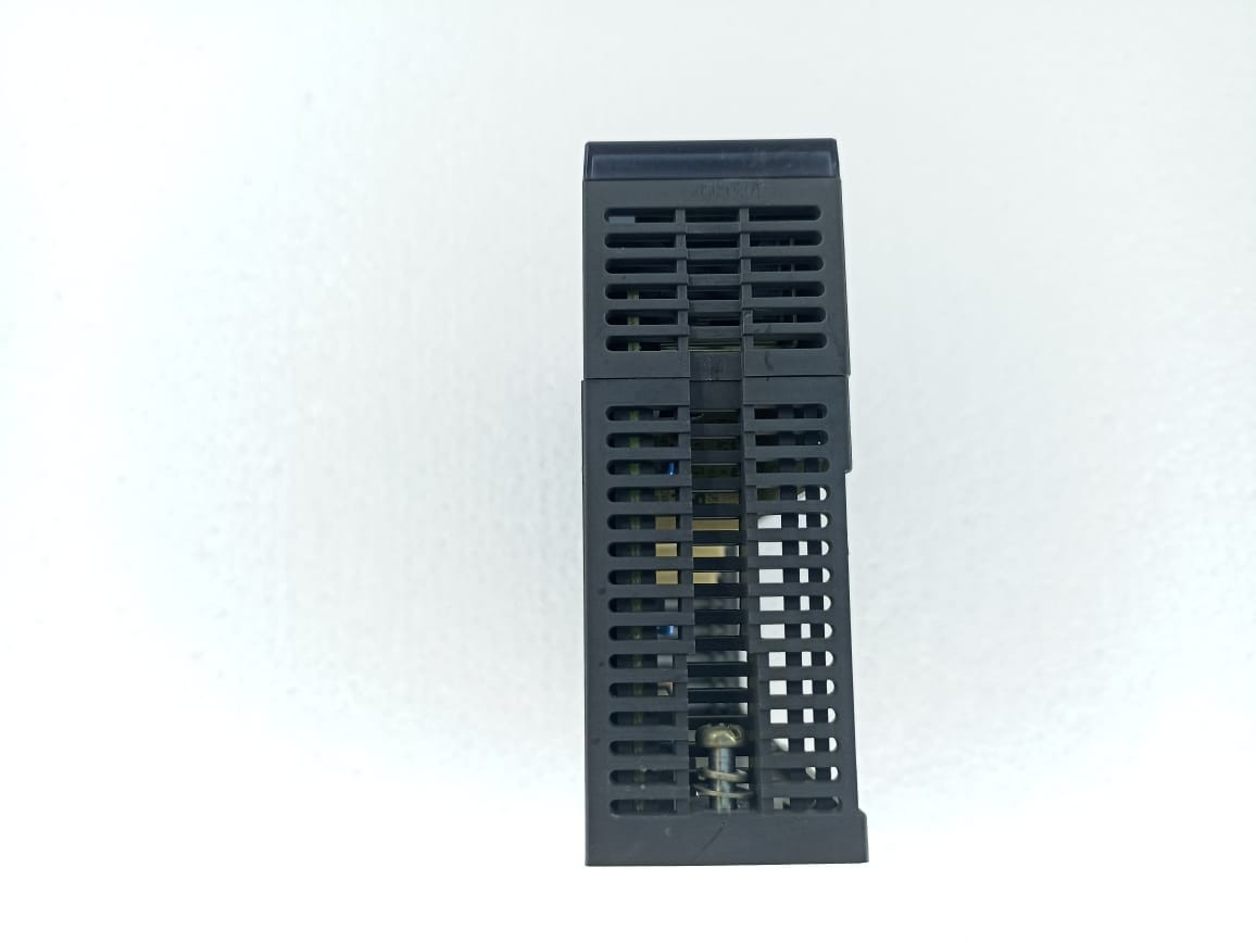 MITSUBISHI A1SY10 OUTPUT UNIT DC24V2A AC240V2A