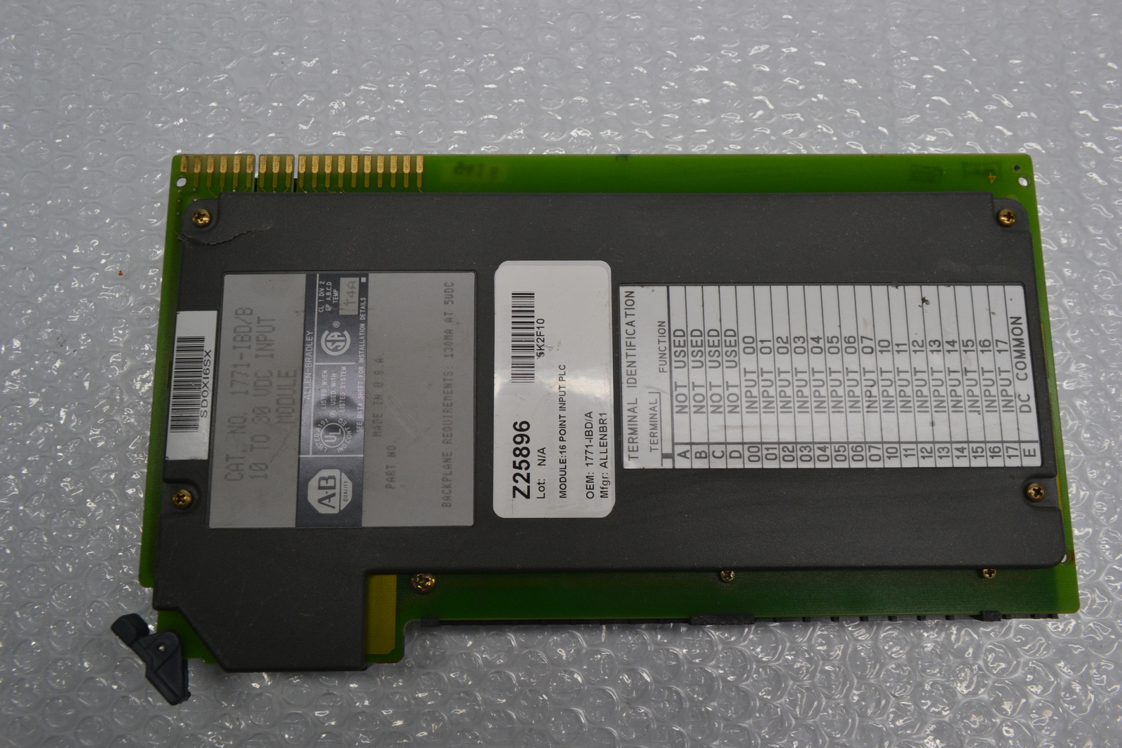 ALLEN BRADLEY 1771-IBD/B INPUT MODULE UNMP