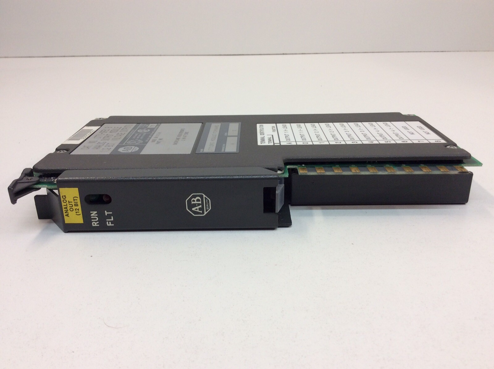 Allen Bradley 1771-OFE1 Series B Analog Output Module (12 Bit Voltage Outputs)