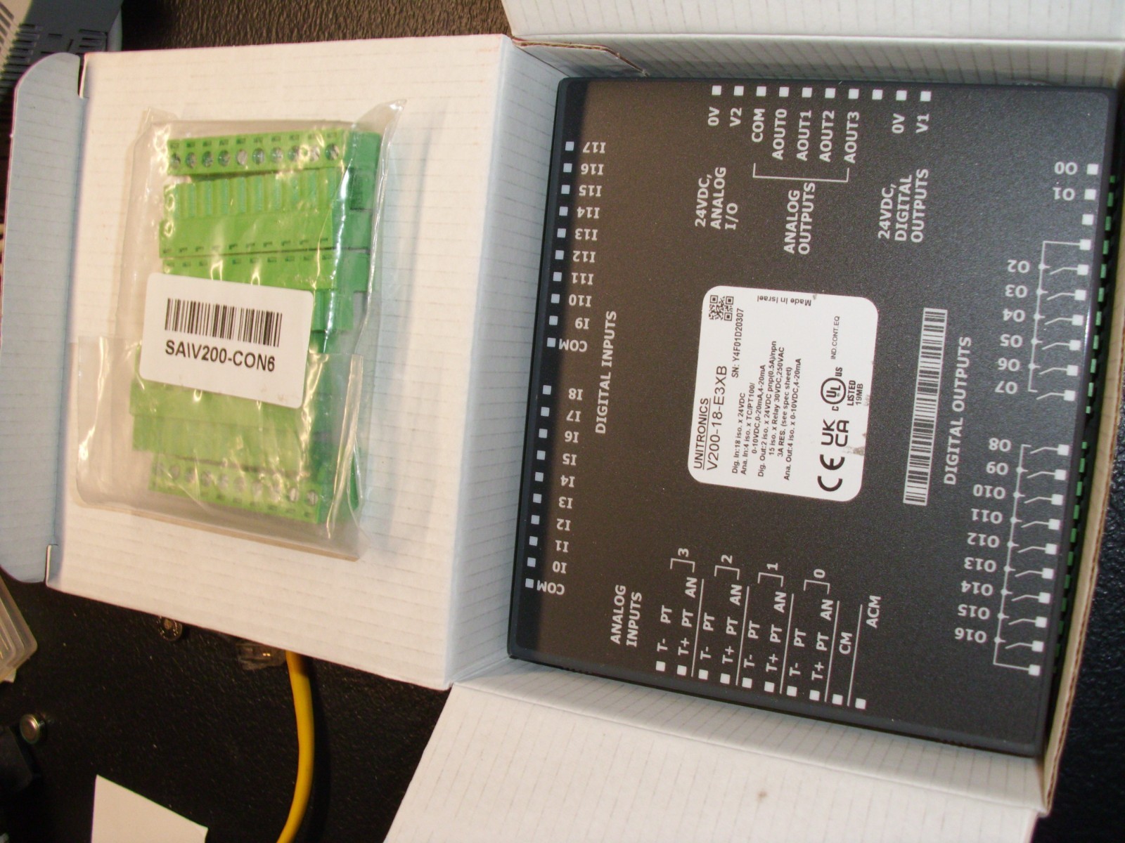 UNITRONICS V200-18-E3XB / V20018E3XB