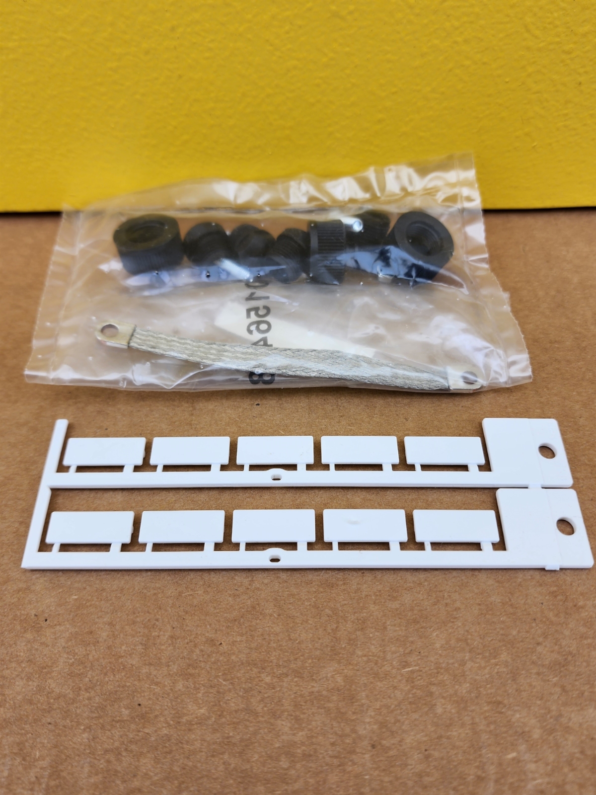 NEW Murr Elektronik 277412 Distribution box M12 plug