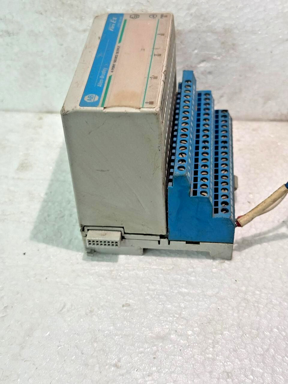 Flex 1797-ob4d ser.a rev e01 4 allen bradley POIN SOURCE OUPUT FAST SHPPING