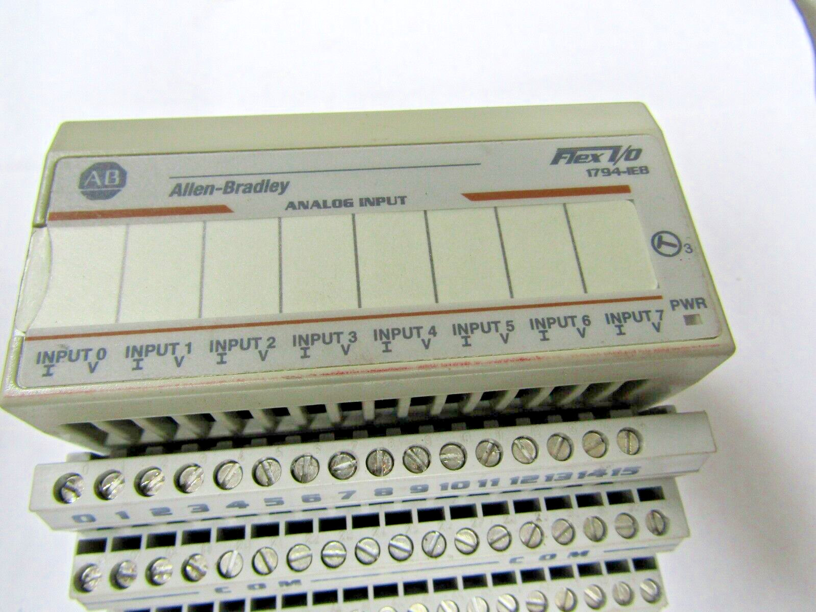 👀 ALLEN BRADLEY 1794-IE8 FLEX I/O 8-POINT ANALOG INPUT MODULE W/ 1794-TB3