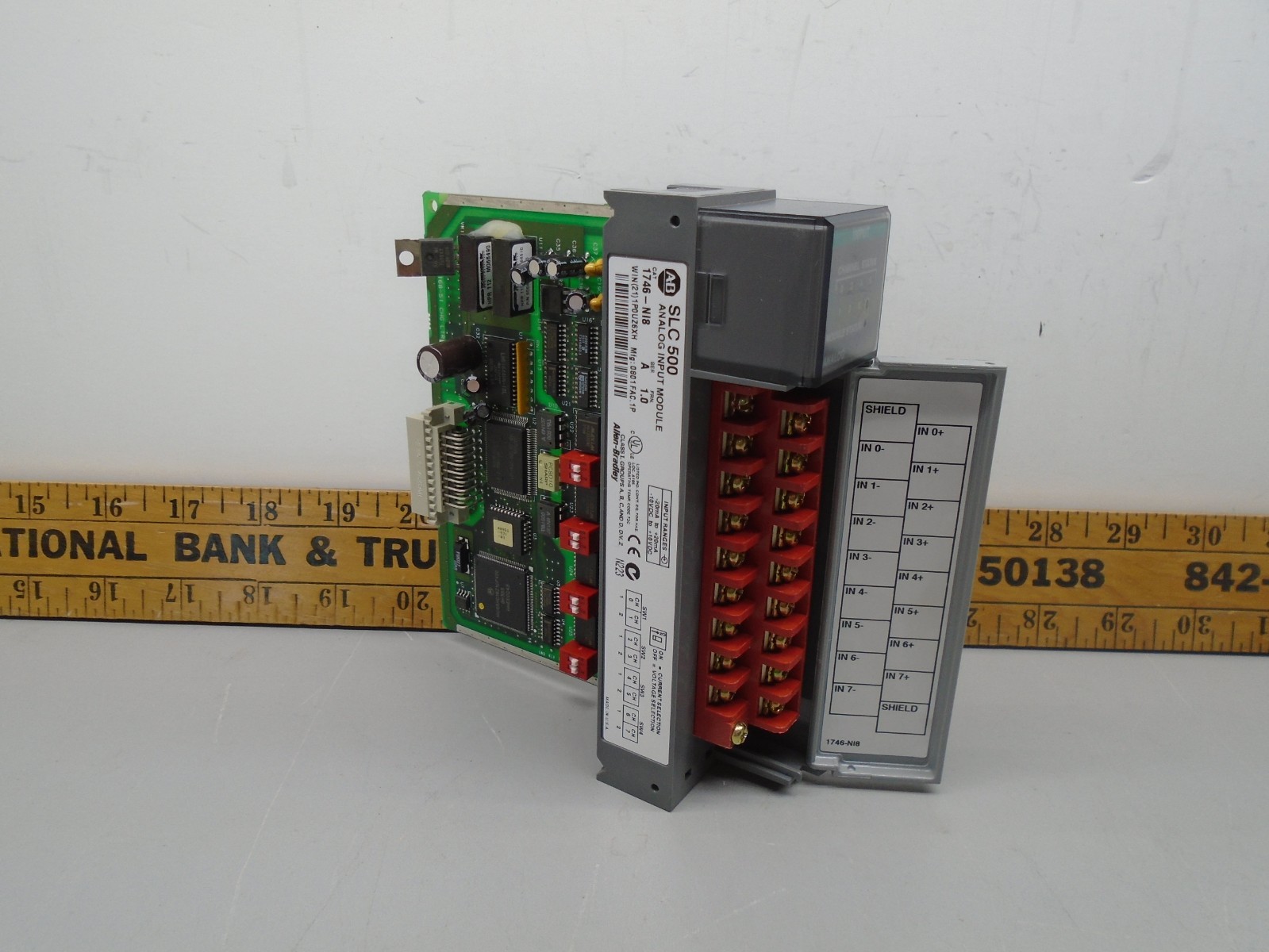 Allen Bradley 1746-NI8 frn 1.0 SLC 500 Analog Input Module Read Description W3