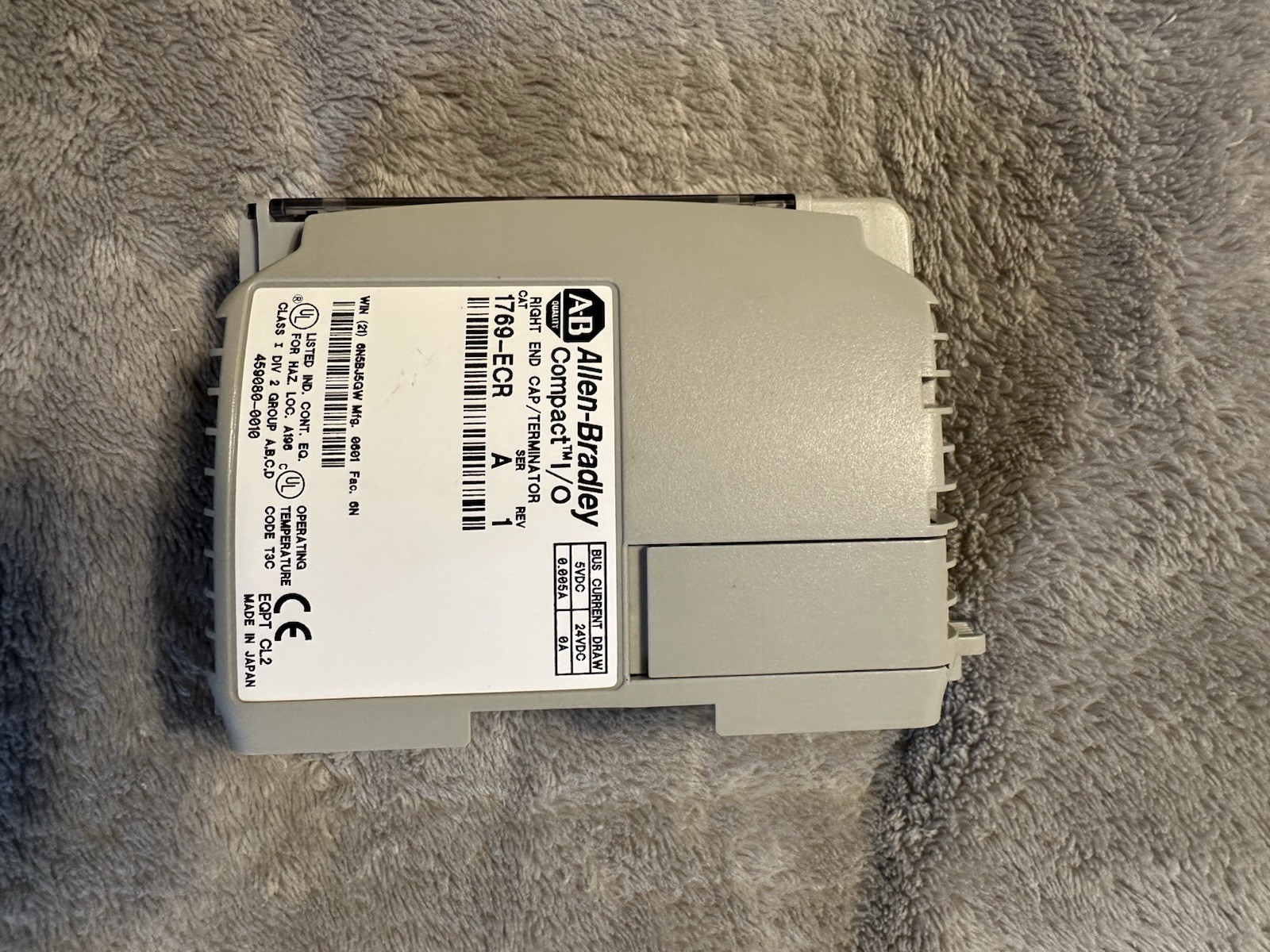 Allen-Bradley 1769-IA16 PLC Input Module With End Plate