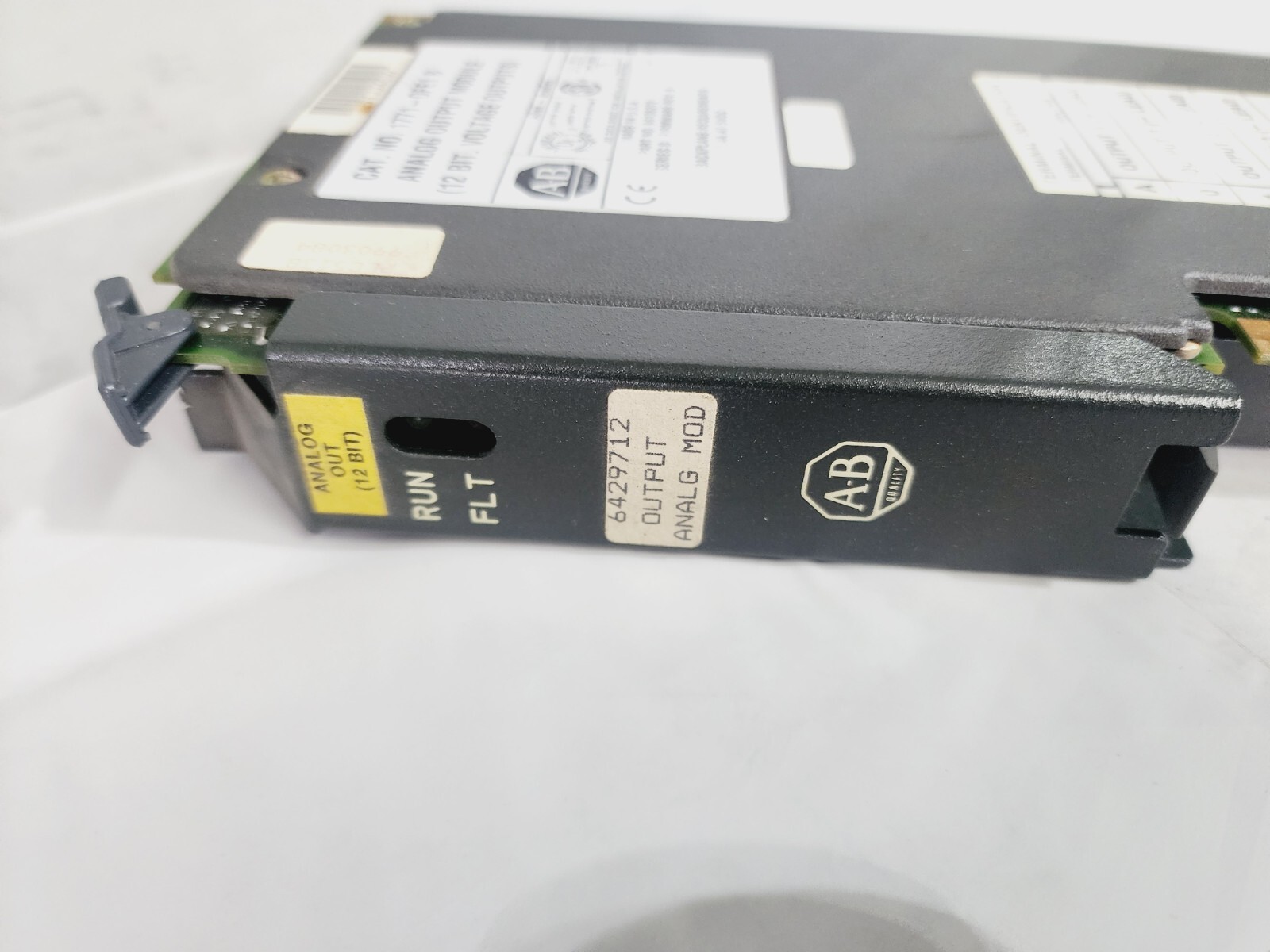 Allen Bradley 1771-OFE1 B Analog Output Module