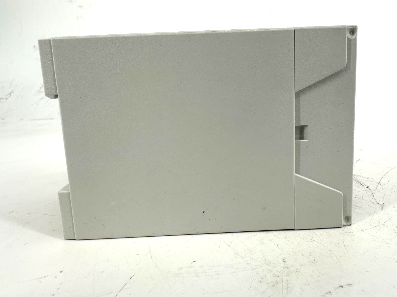 New Allen Bradley 813S-E2CD60 Ser A Phase Monitor 250-690V 60HZ 115VCP 3 Phase