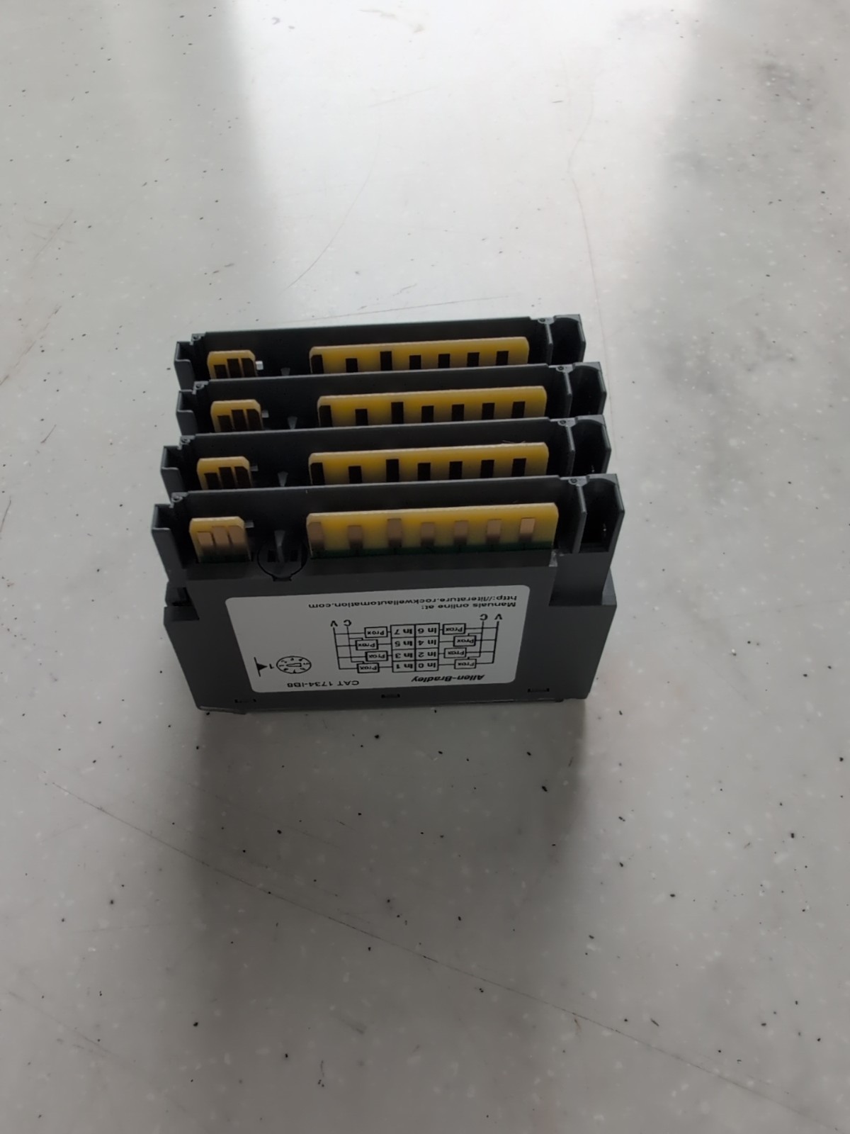 LOT OF FOUR Allen-Bradley 1734-IB8 SER D 130651 24V DC Sink Input Modules SC$