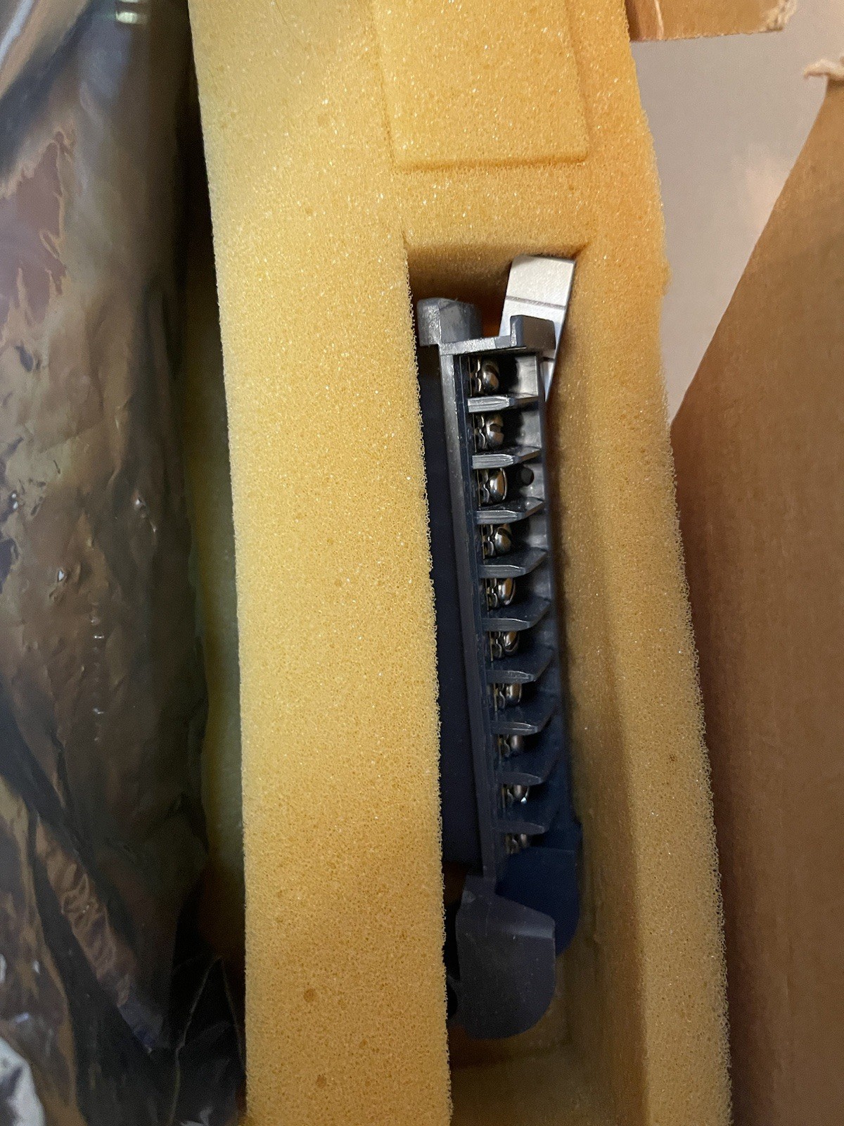 NEW Allen-Bradley 1771-OFE2 B Analog Output Module
