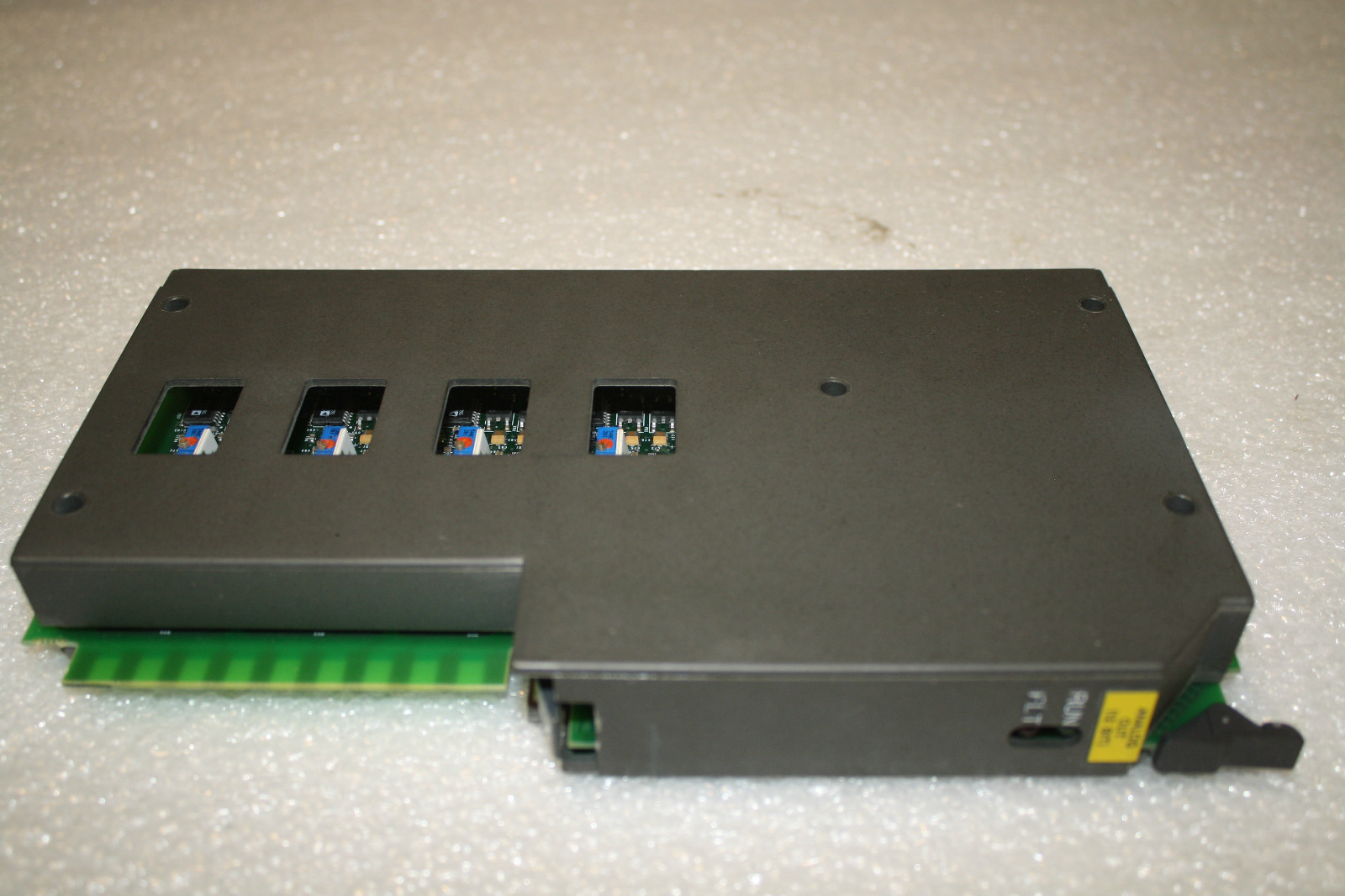 ALLEN BRADLEY 1771-OFE1 ANALOG OUTPUT MODULE, OUTPUT +/- 10 VDC, 10 MA, USED