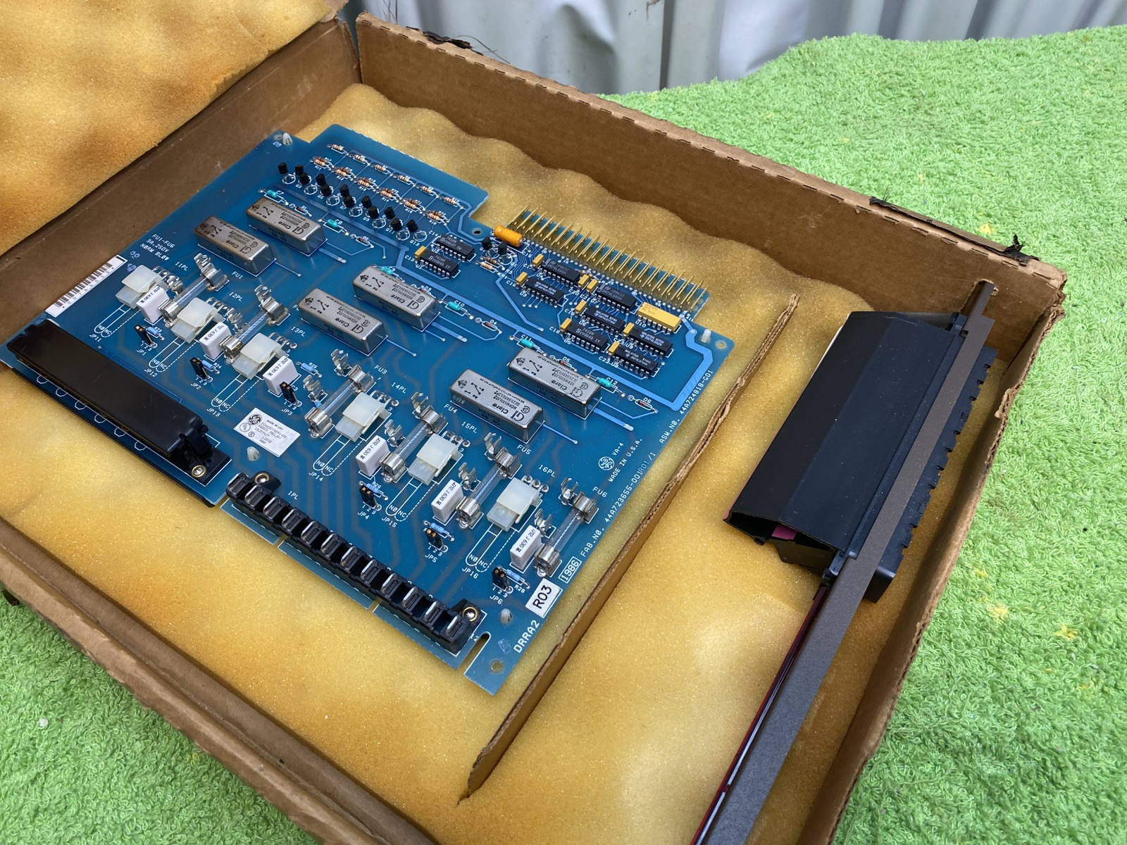 New old stock GE Fanuc IC600 BF914K Series Six Reed Relay Output Board card