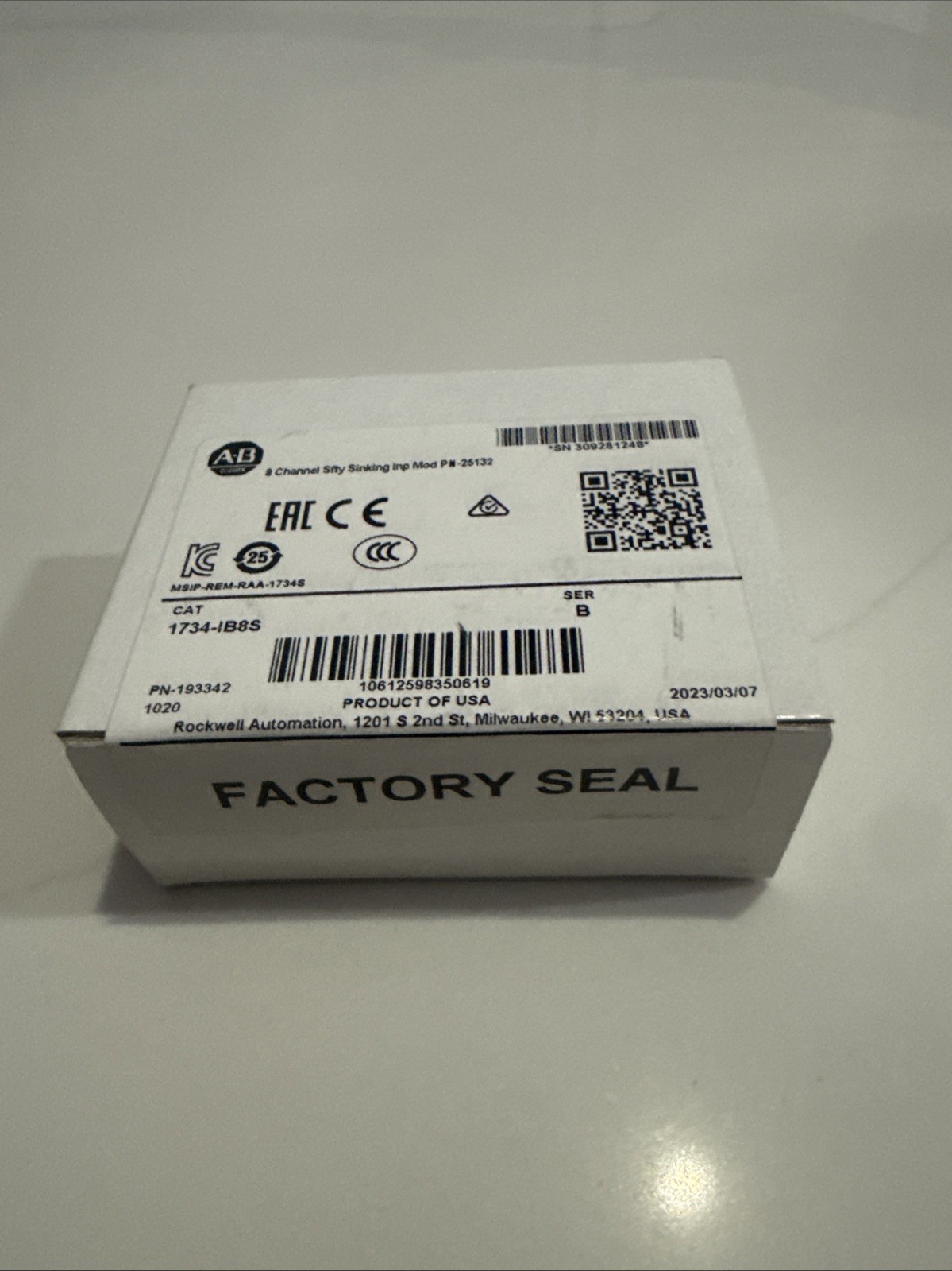 Surplus Allen Bradley 1734-IB8S Ser B 8 Channel Safety Sinking Input Module