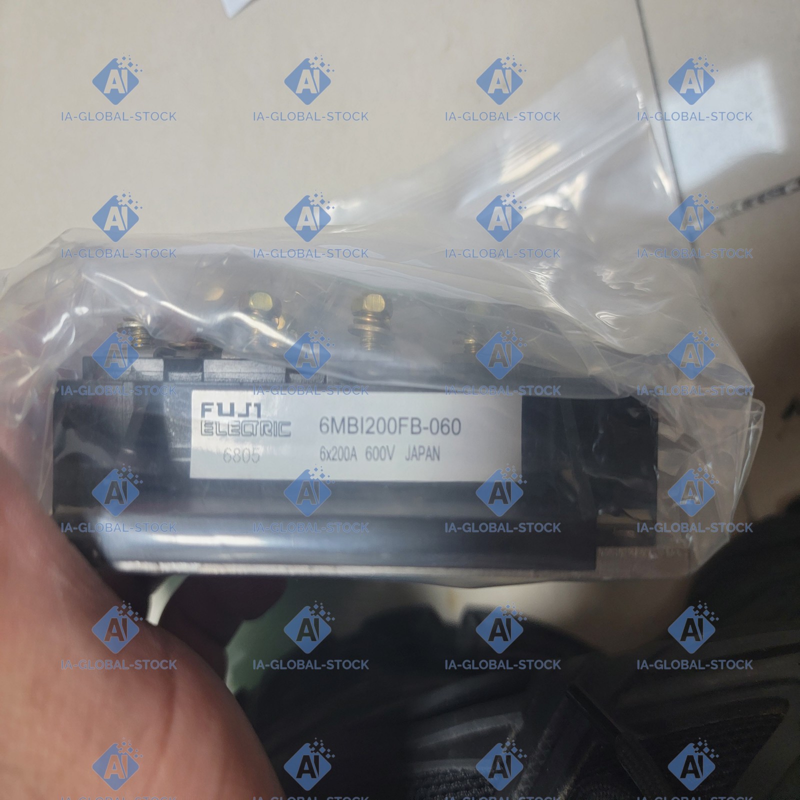 One unit New 6MBI200FB-060 FUJI Local US STOCK Fast Shipping