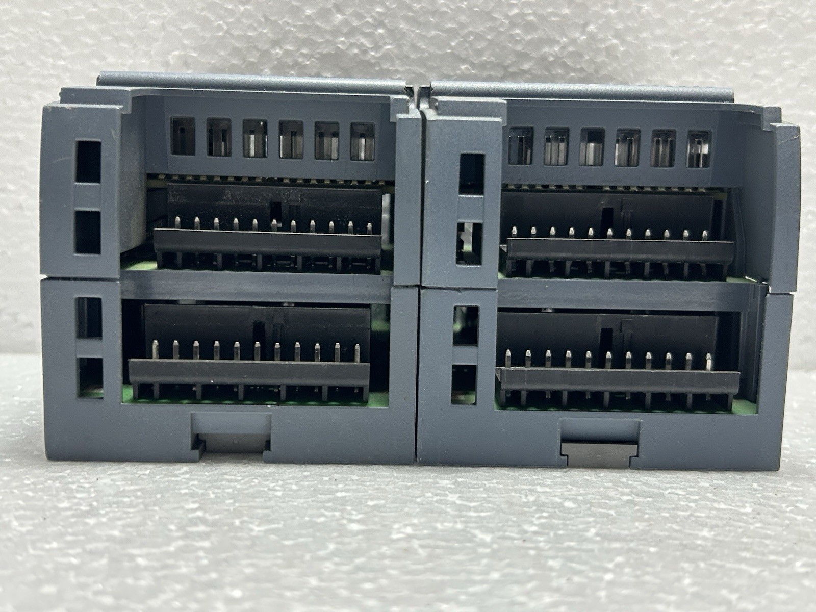 LOT OF 2 PCS SIEMENS 6ES7223-1BL32-0XB0 DIGITAL I/O MODULE S7-1200 SERIES