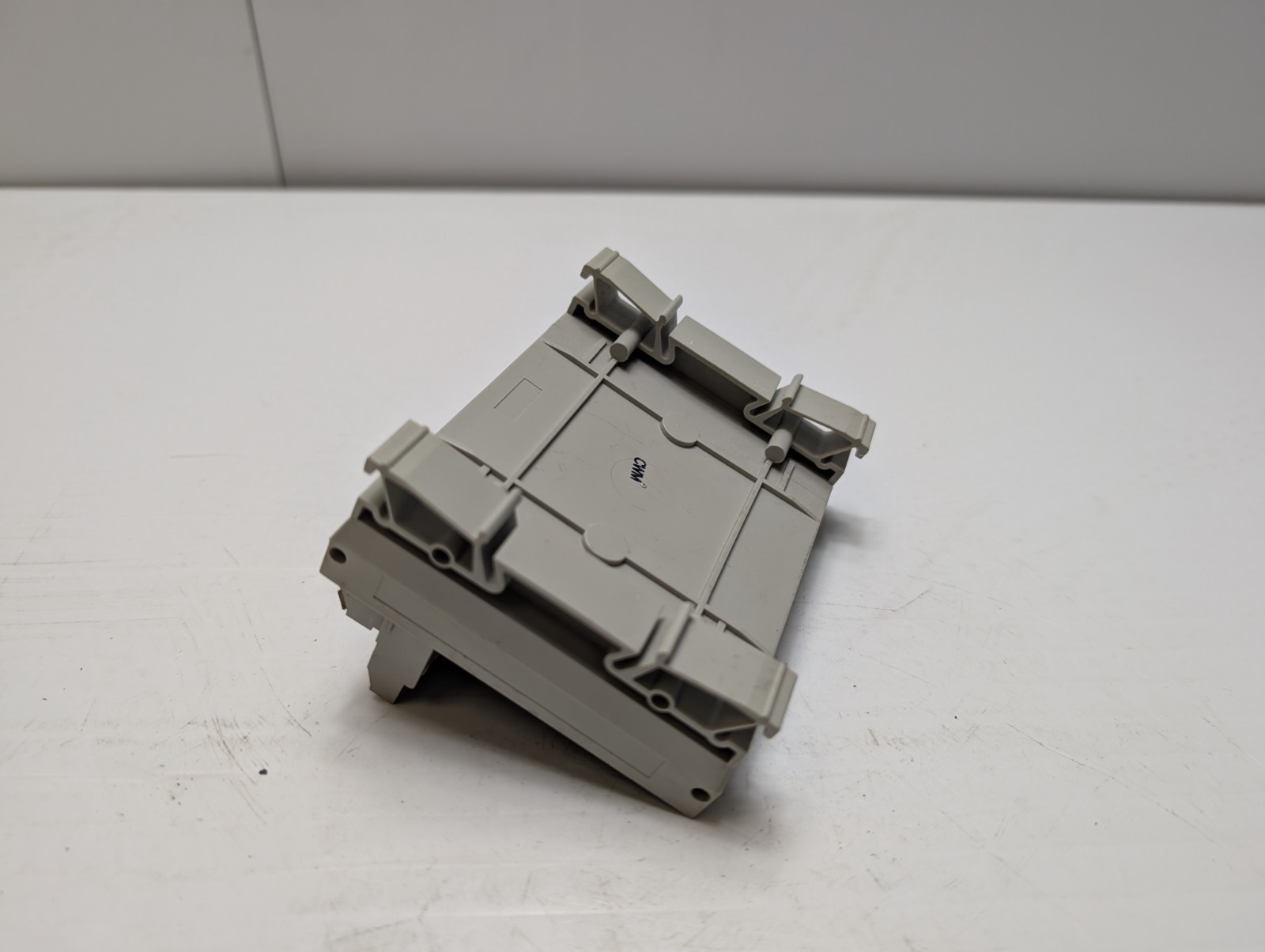 ALLEN BRADLEY 1492-AIFM8-3 Analog Interface Module Ser A