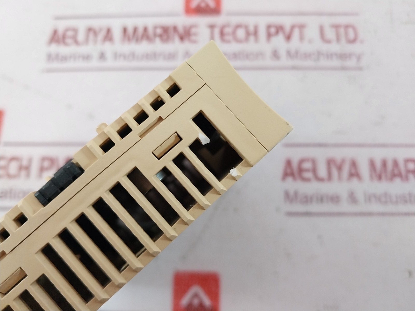 Schneider Electric TWDDD08TT Digital Output Module CLASS 1 DIV.2 MAX 55˚C