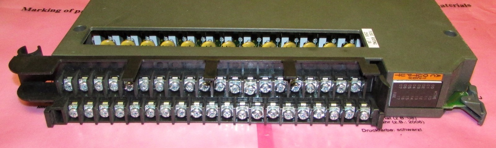 ALLEN BRADLEY 1771-0D16 Series B Revision B01 120V AC Output Module 1771 0D16