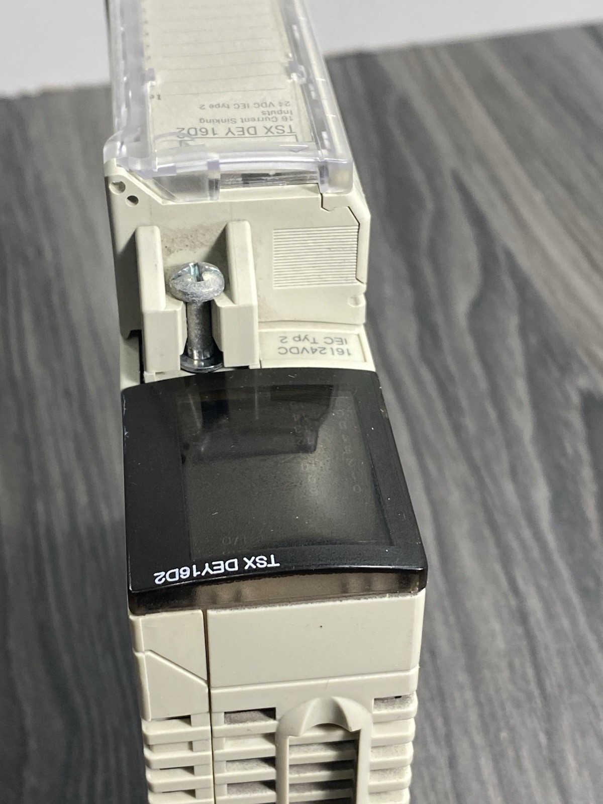 TSXDEY16D2 Schneider Modicon Premium Discrete Input Module 24VDC 16-Input – NOS