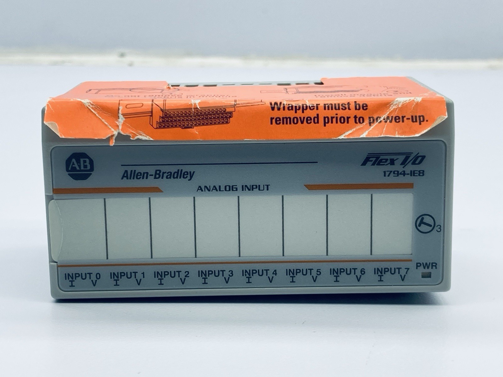 ALLEN BRADLEY 1794-IE8 Analog Input Module Ser B 24VDC 60mA