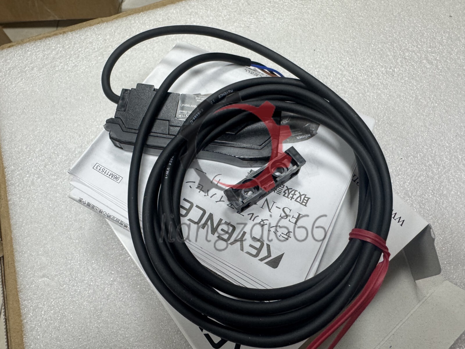 FS-N11P NIB KEYENCE FSN11P Digital Fiber Optic Sensor Amplifier