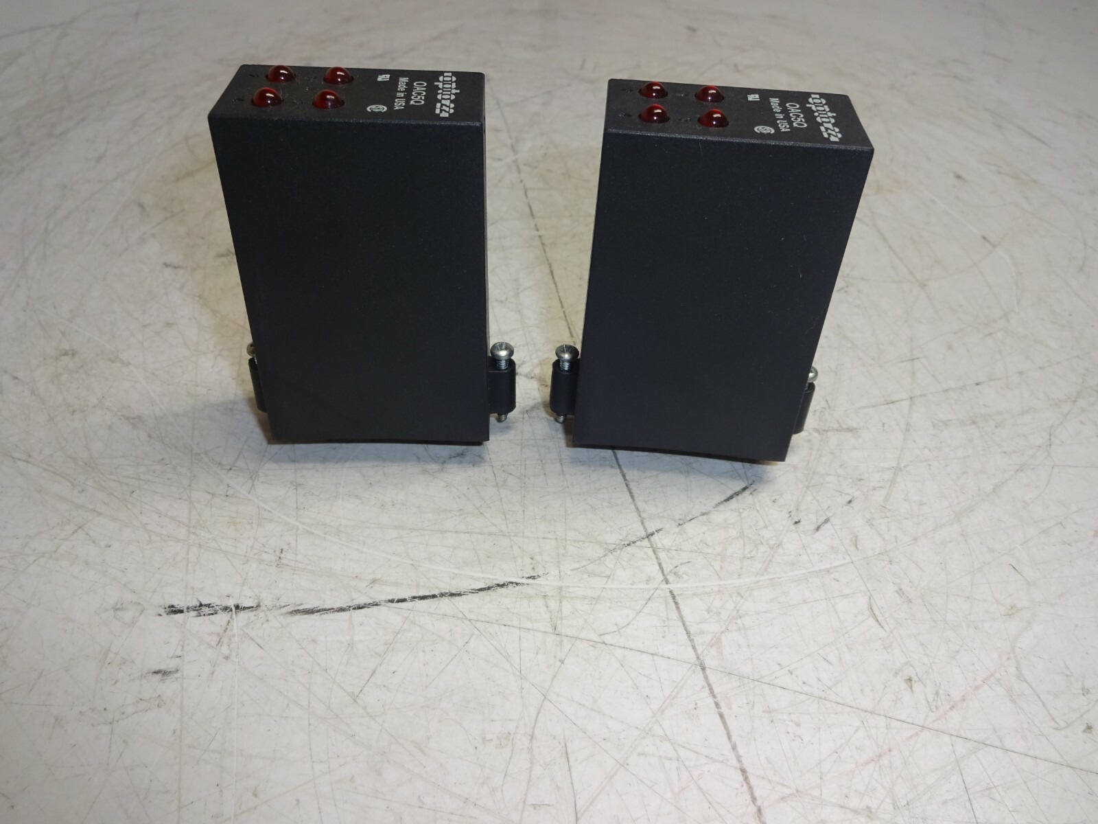 LOT OF 2 OPTO 22 OAC5Q OUTPUT MODULE