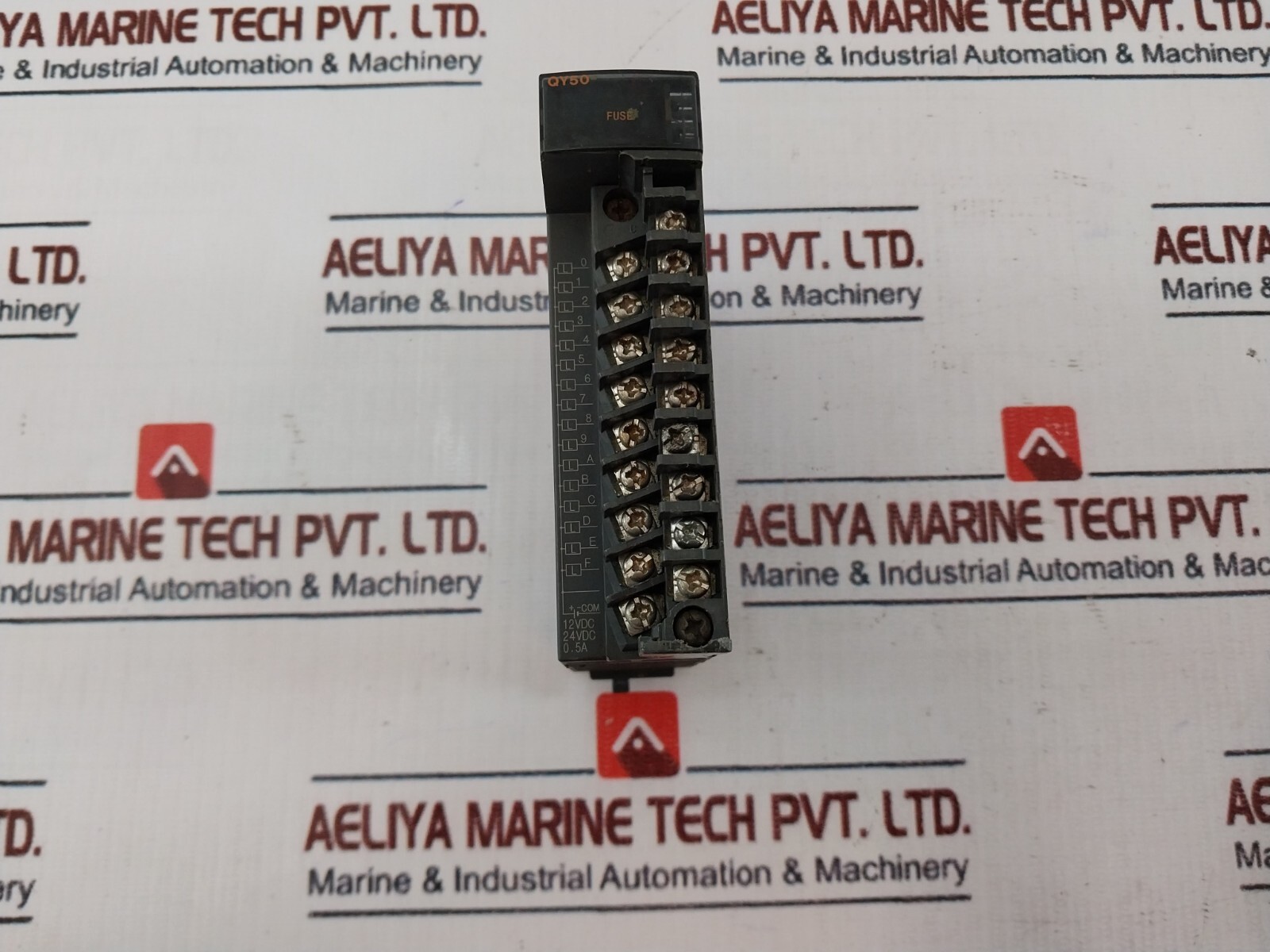 Mitsubishi QY50 PLC I/O Module for Use with Melsec Q Series 12/24VDC 0.5A
