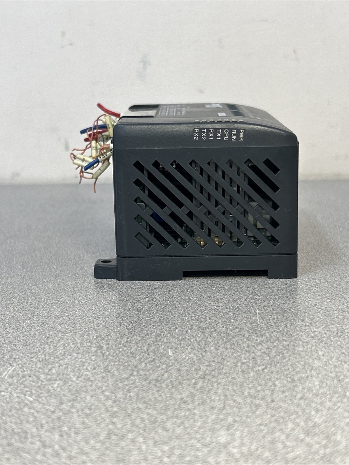 Koyo DirectLOGIC05 D0-05AD 95-240V PLC