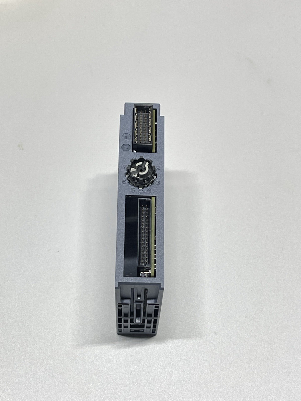 Siemens Simatic S7 6ES7132-6BF01-0AA0 DQ 8x 24V DC 0.5A Digital Output Module