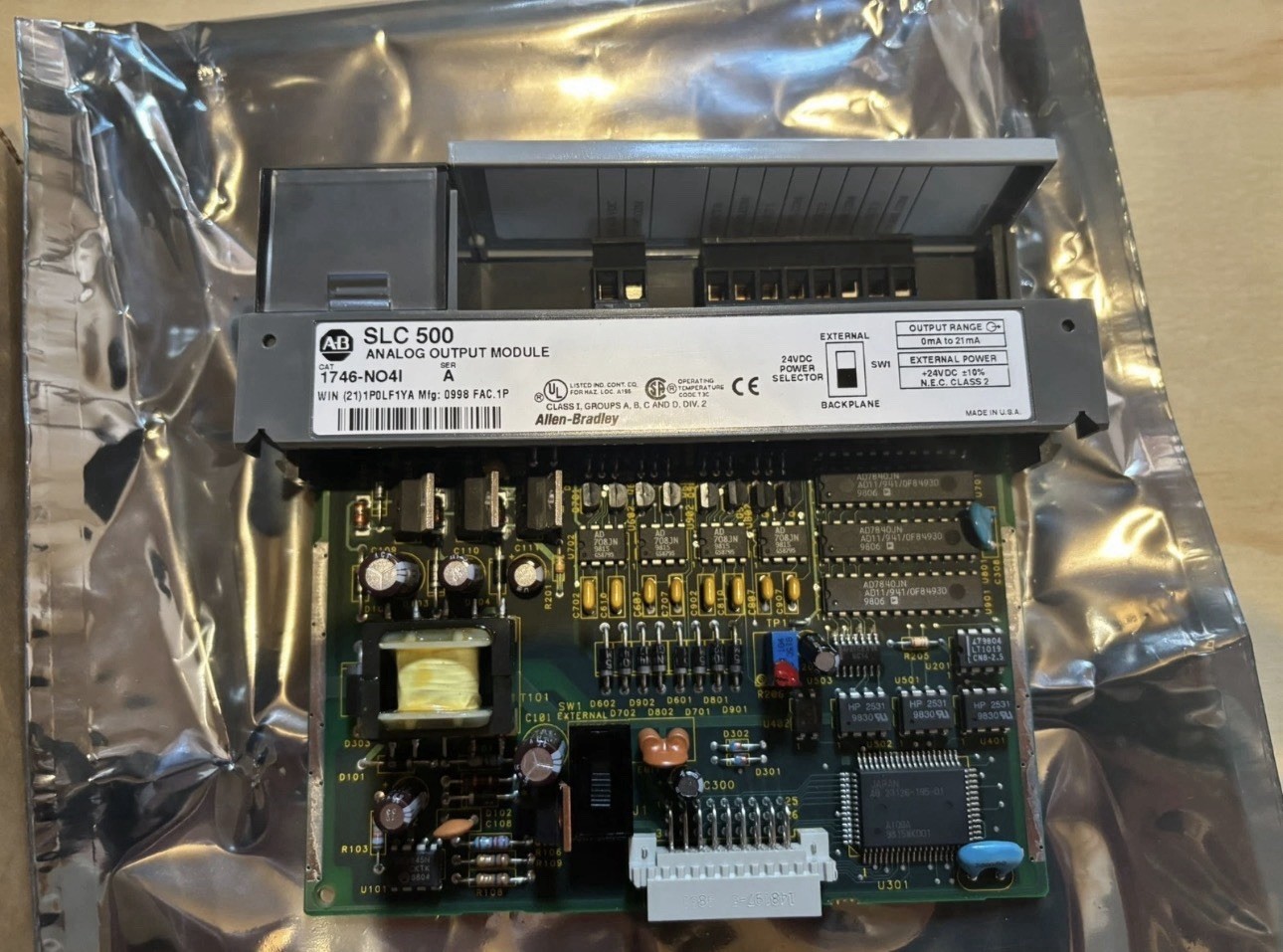 Surplus New Allen Bradley 1746-NO4I /A SLC 500 4-Ch Current Output Module