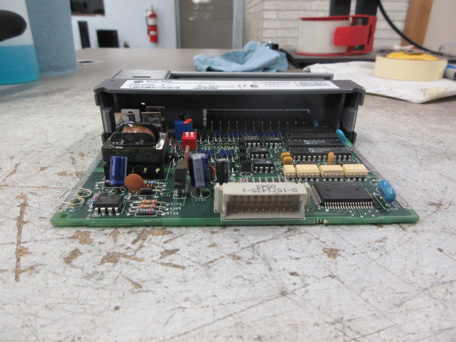 Allen-Bradley SLC 500 Analog Combination I/O Module 1746-NIO4I Ser. A Used