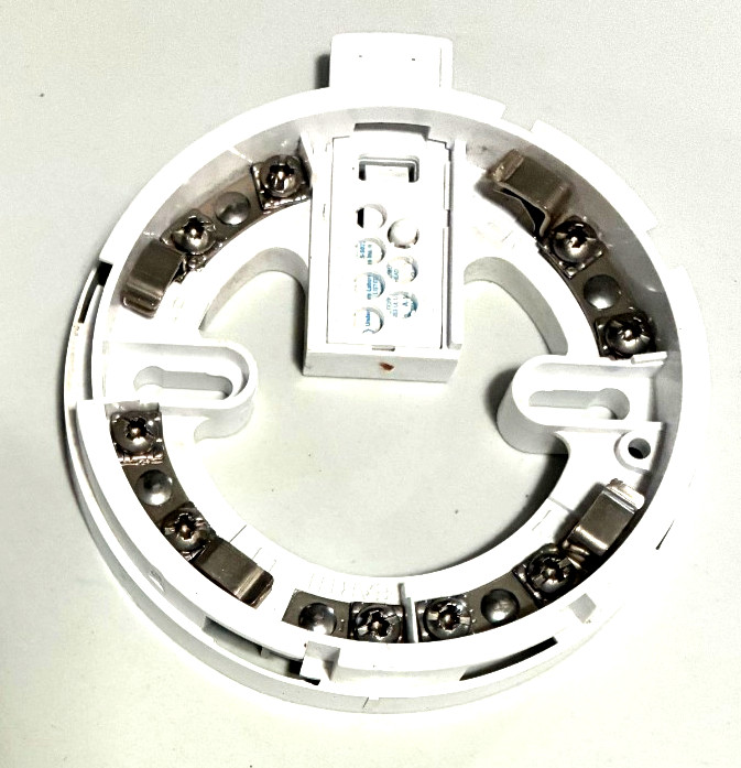 1-Lot, Pre-Owned 6-item THORN 4 Detectors and 2-Bases ISN-550P as Pictured UL