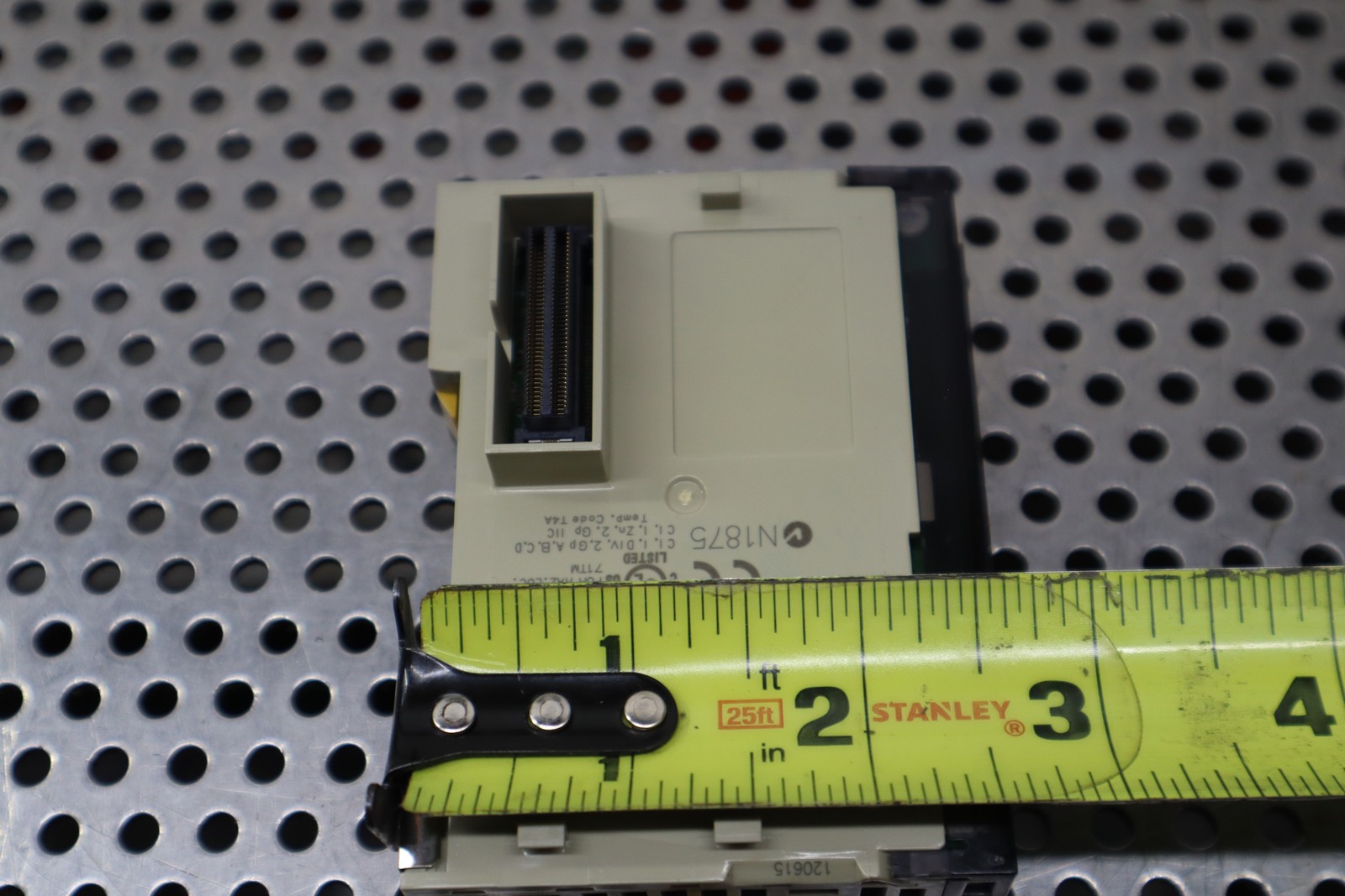 Omron CJ1W-ID231 DC24V 4.1mA Input Module Used With Warranty