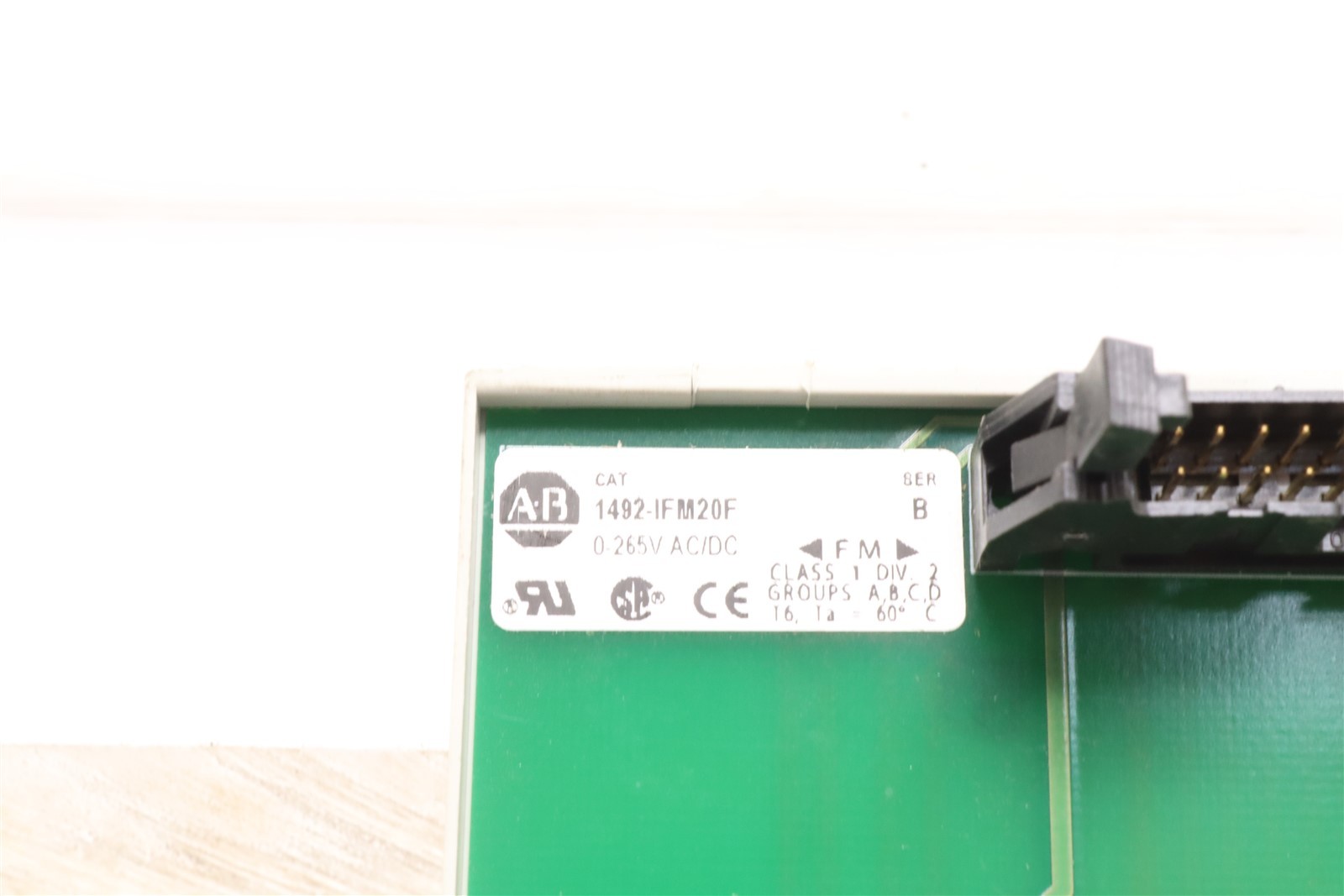 ALLEN BRADLEY INTERFACE MODULE (LOT OF 2) 1492-IFM20F/B