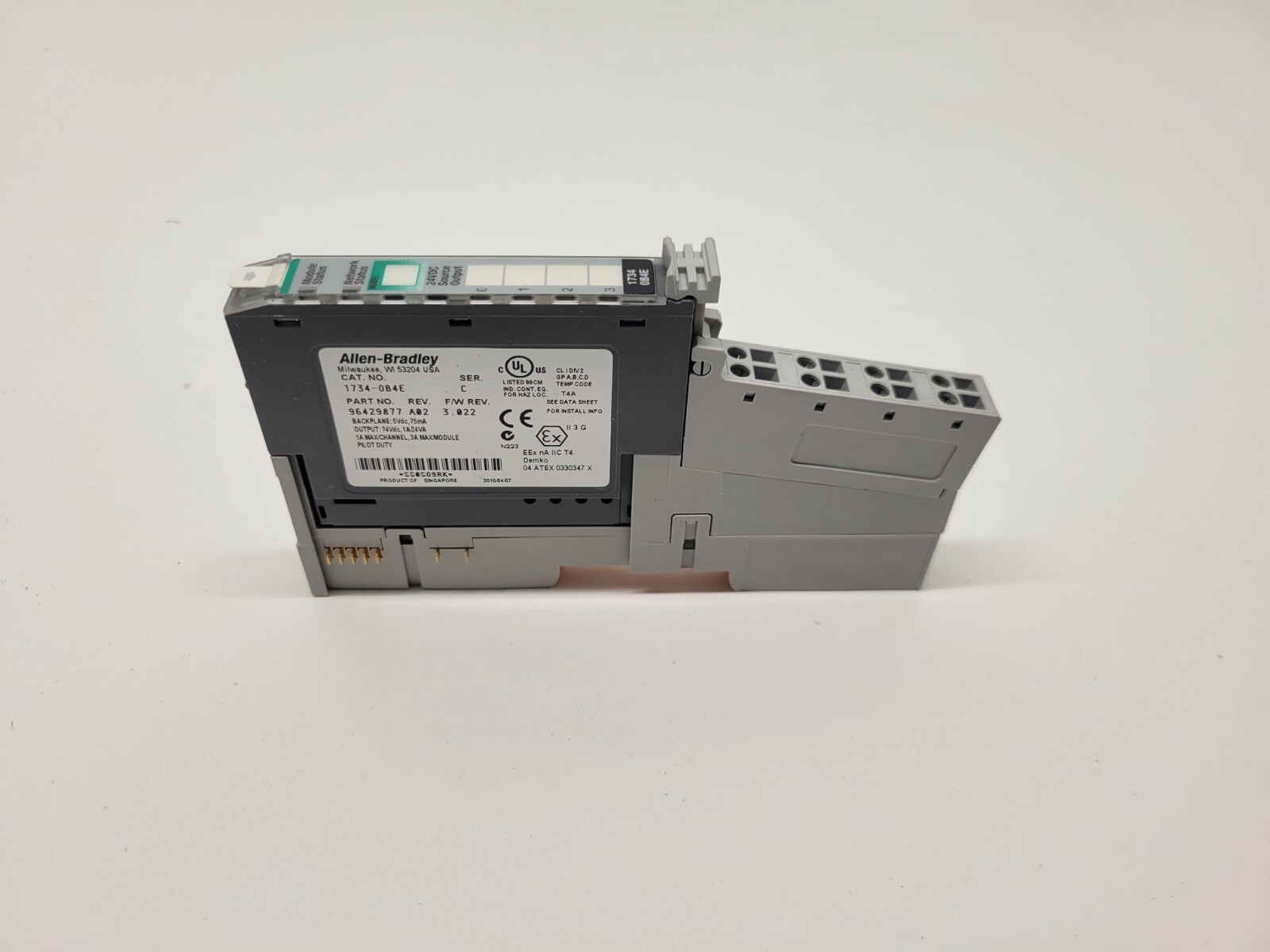 GOOD USED! ALLEN-BRADLEY POINT I/O DIGITAL OUTPUT MODULE W/ 1734-MB 1734-OB4E