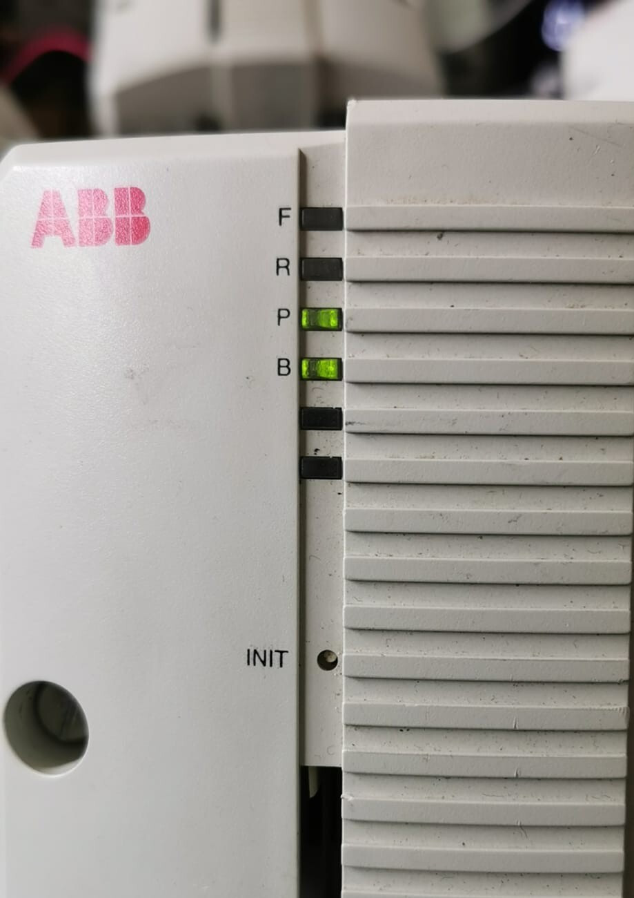 ABB AC 800M/PM860 3BSE018110R1 PR;G PROCESSOR WITH 3BSE018100R1/PM860K01 BASE