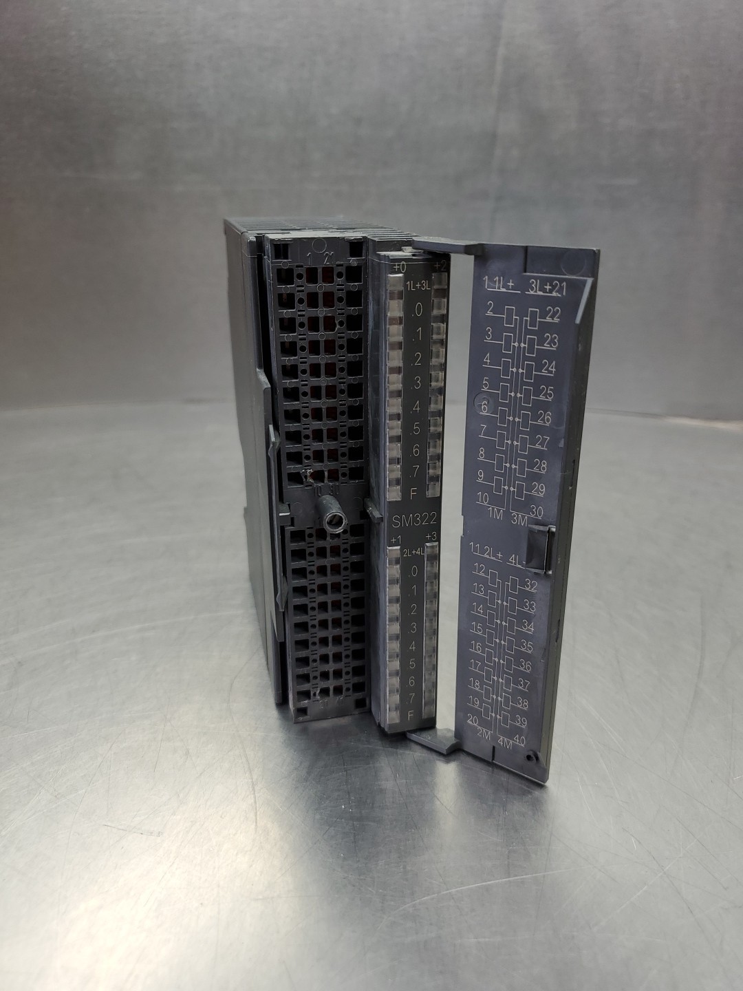 VIPA 322-1BL00 Digital Output Module, DO 32xDC24V, 1A. 3C-51