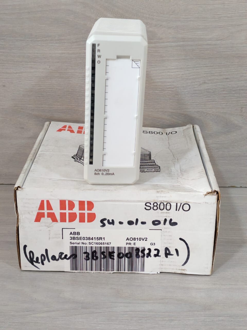 ABB AO810V2 3BSE038415R1 OUTPUT MODULE 8CH 0-20mA WITH FILTHY BOX