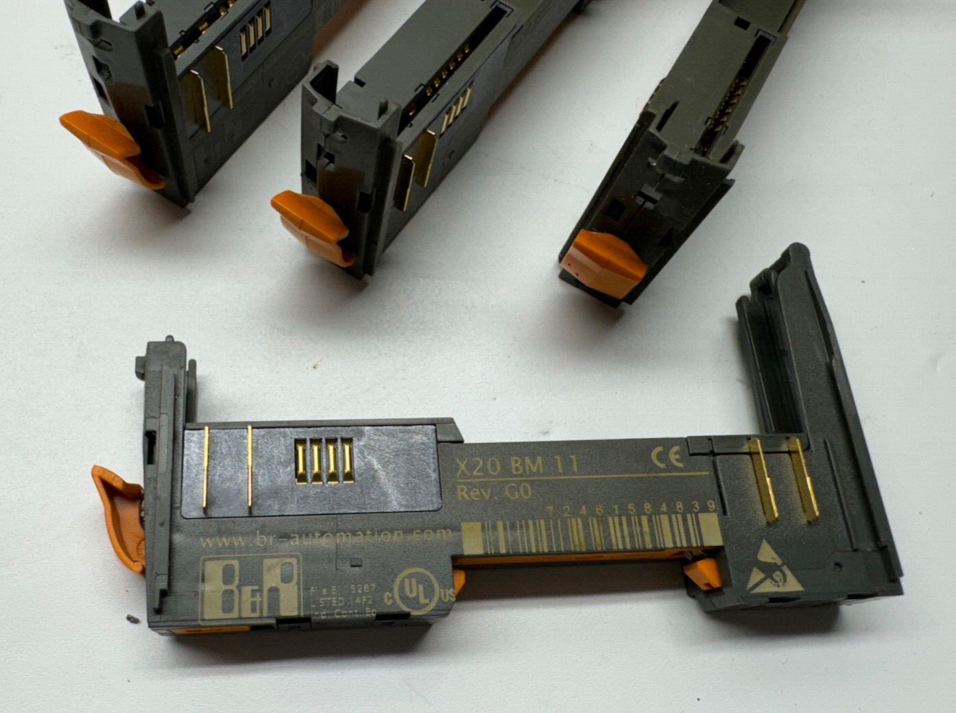 “” LOT OF 4 “” B&R X20BM11 bus module , X 20 BM 11