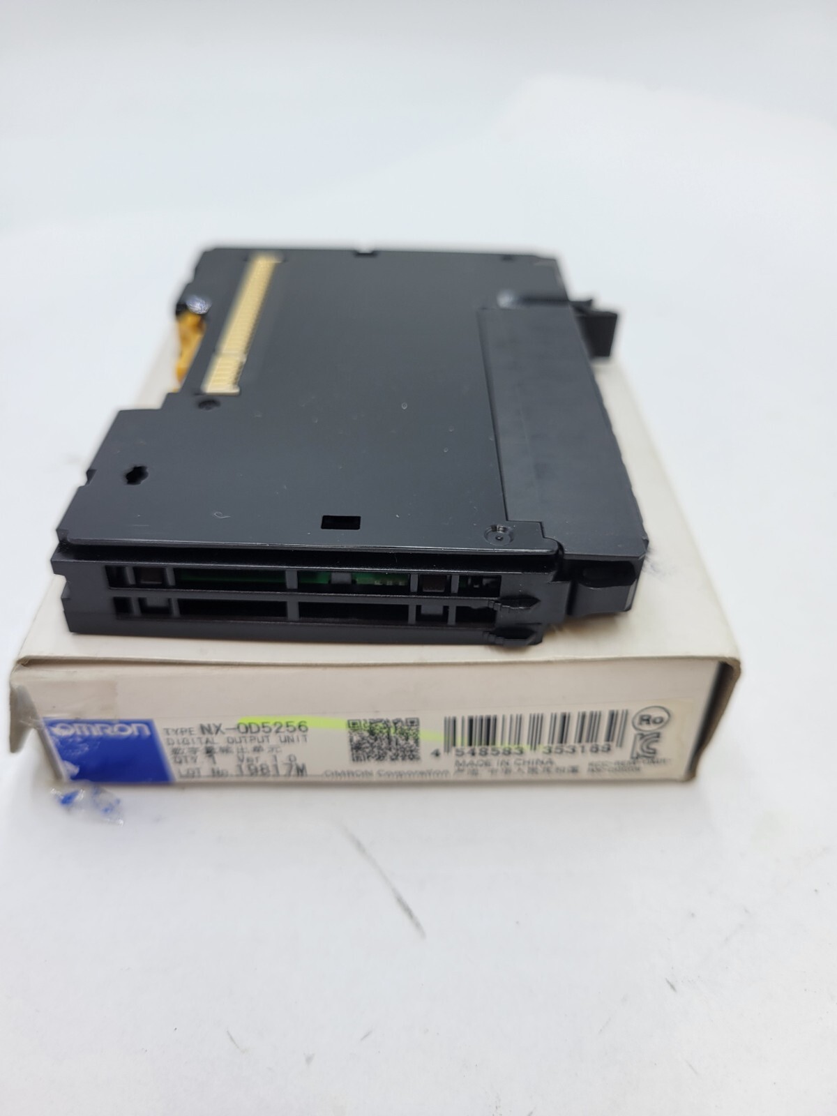 Omron NX-0D5256 Digital Output Unit NX Series 0.5A 24VDC 16 Points PNP Trans Out