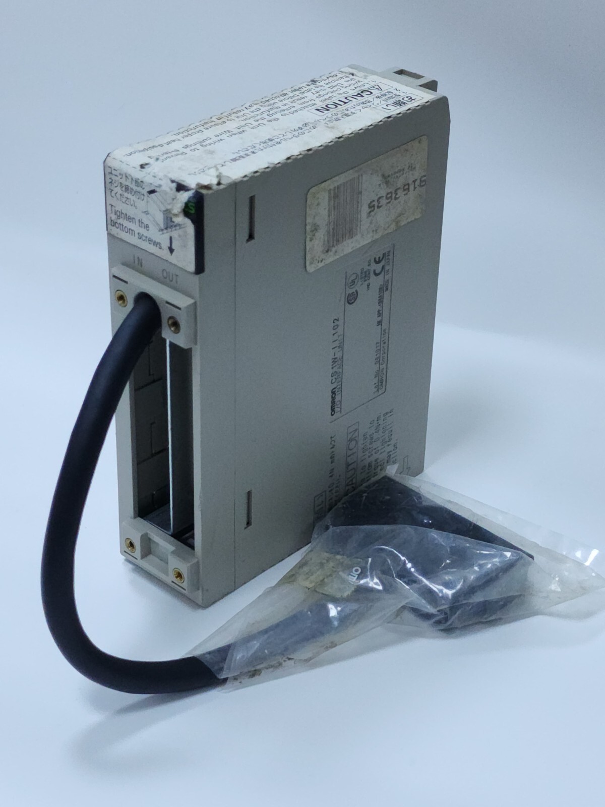 CS1W-II102 OMRON I/O INTERFACE UNIT CS1W-II102