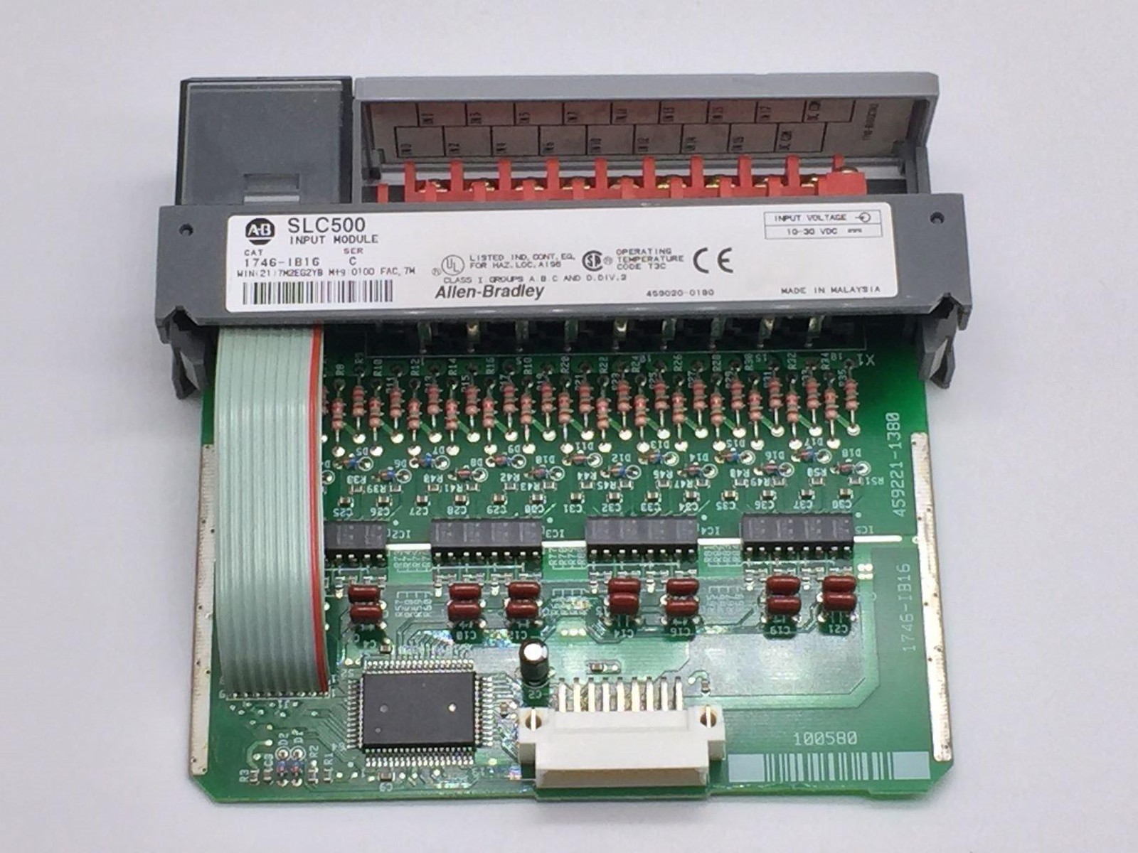 Allen-Bradley 1746-IB16 SER.C SLC 500 16-Channel Input Module