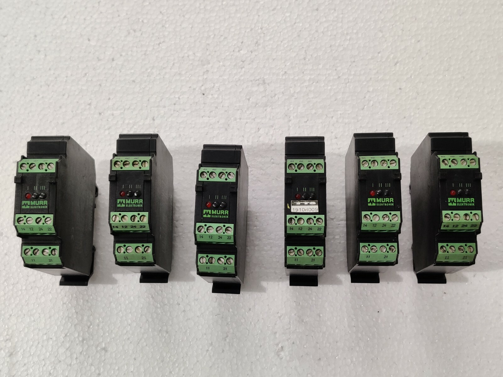 6 Qty Of MURRELEKTRONIK 51540 RM 12/24 Output Relay