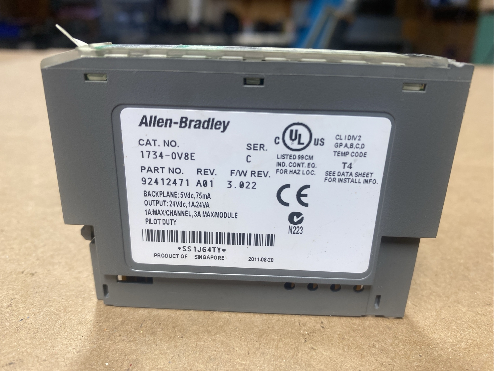 Allen Bradley 8-Pt Output Module 1734-OV8E Ser C REV. 3.022 92412471 1734-0V8E