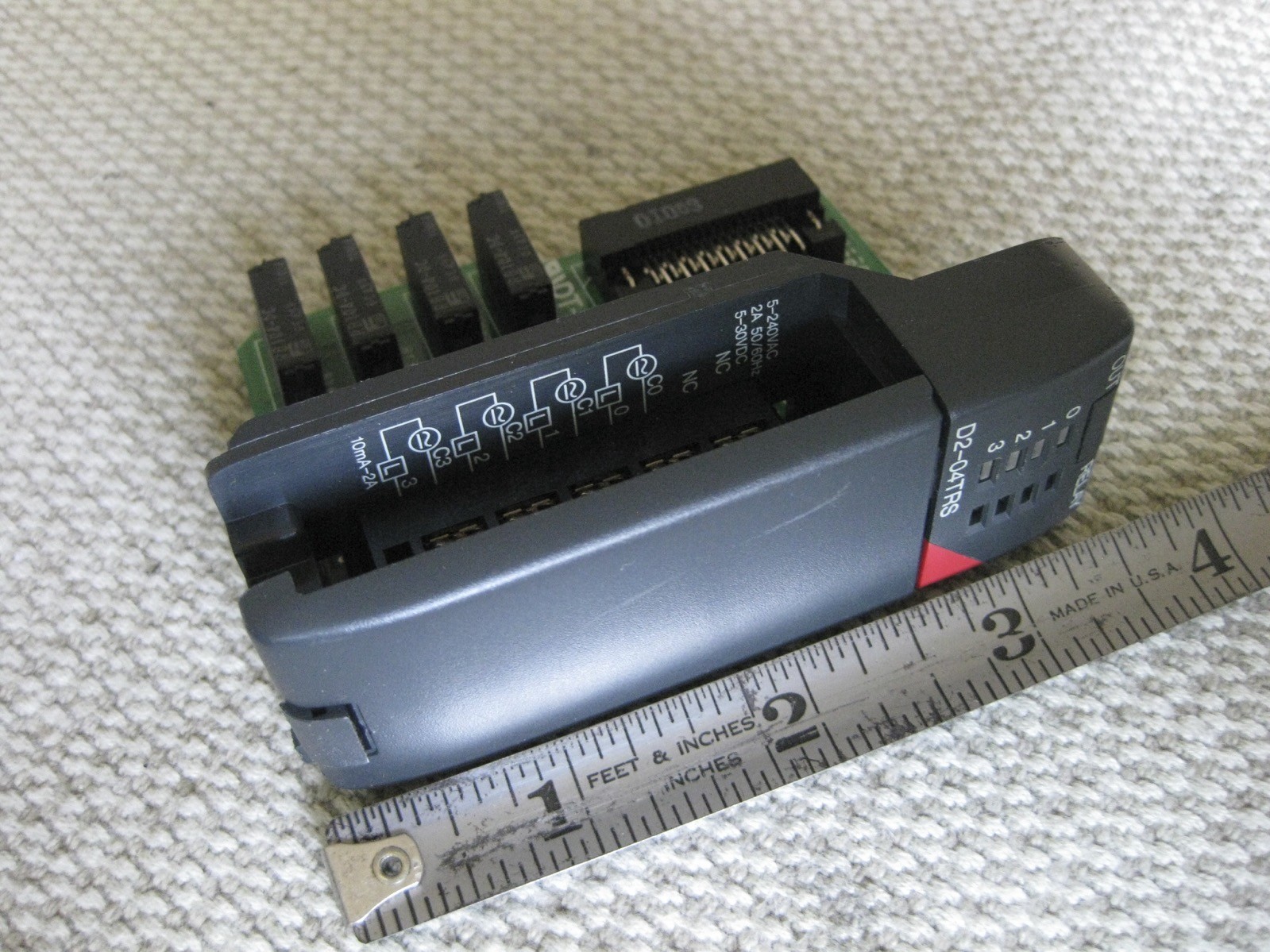 Automation Direct D2-04TRS 4 Point Isolated Relay Output Module