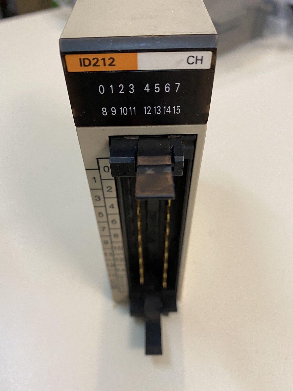 Omron C200H-ID212 Input Unit, 24V DC, 7mA