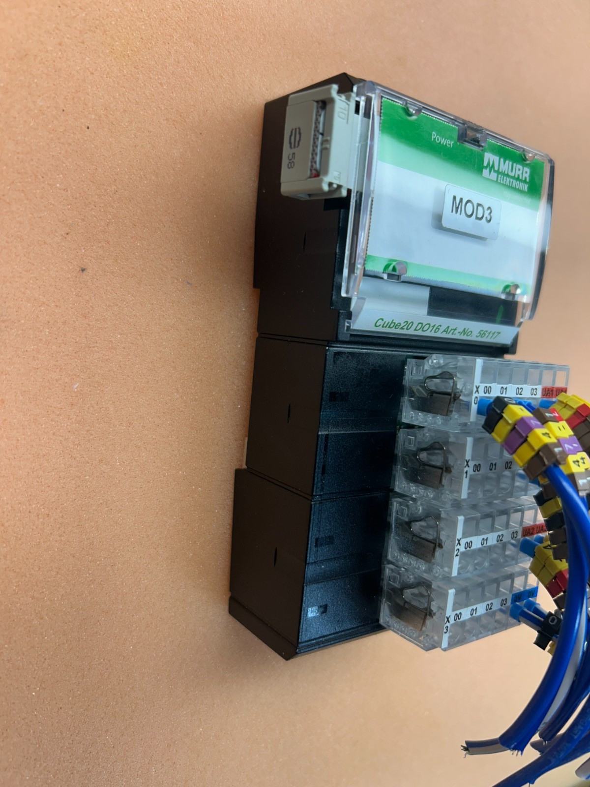 Murr Elektronik 56117 Cube20 DO16 Digital Output Module DIN Mount