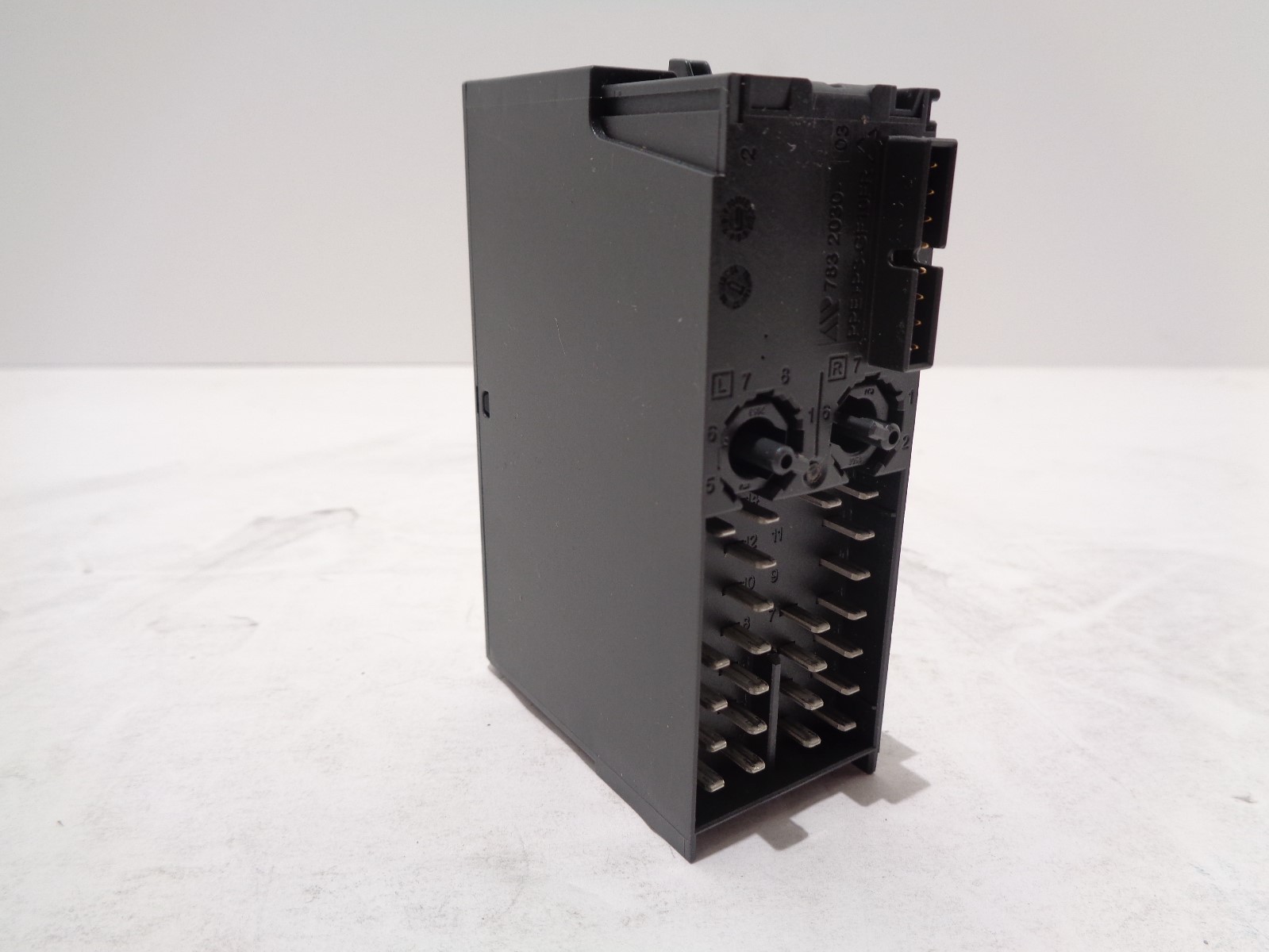 Siemens 4 F-DO DC24V/2A 6ES7 138-4FB03-0AB0 PROFIsafe Digital Output Module